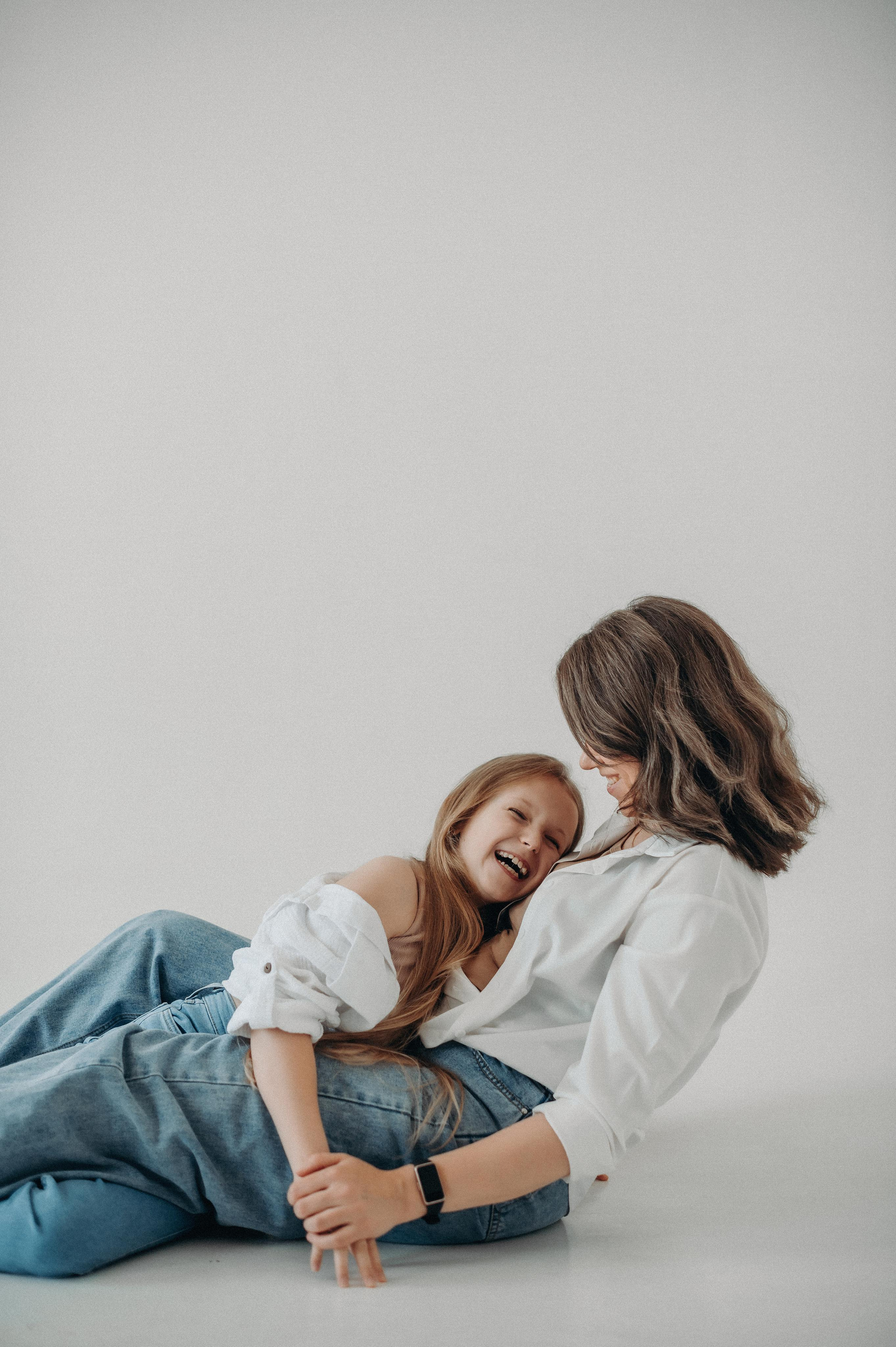 Юля и Илария. Главная