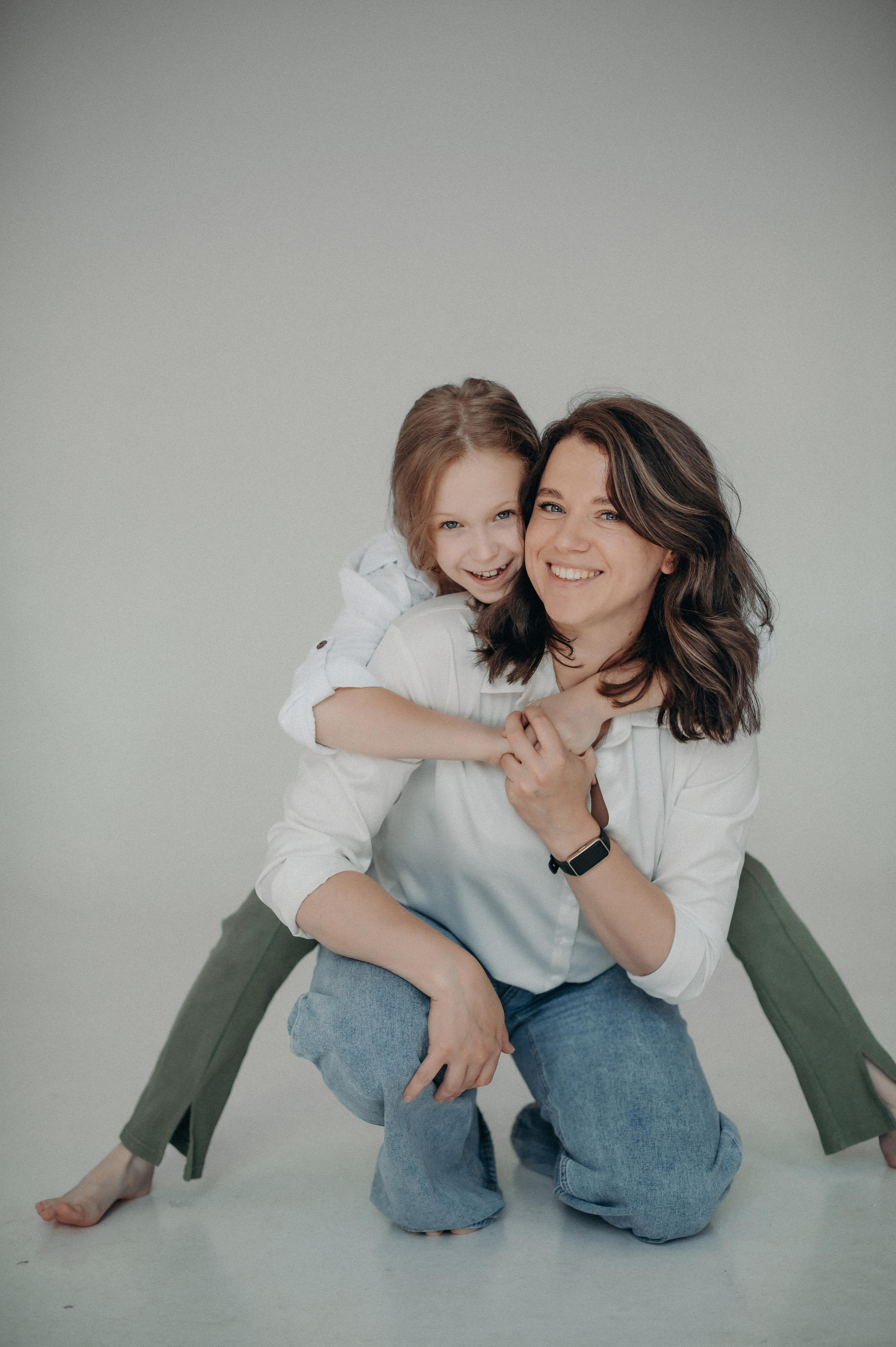 Юля и Илария. Главная