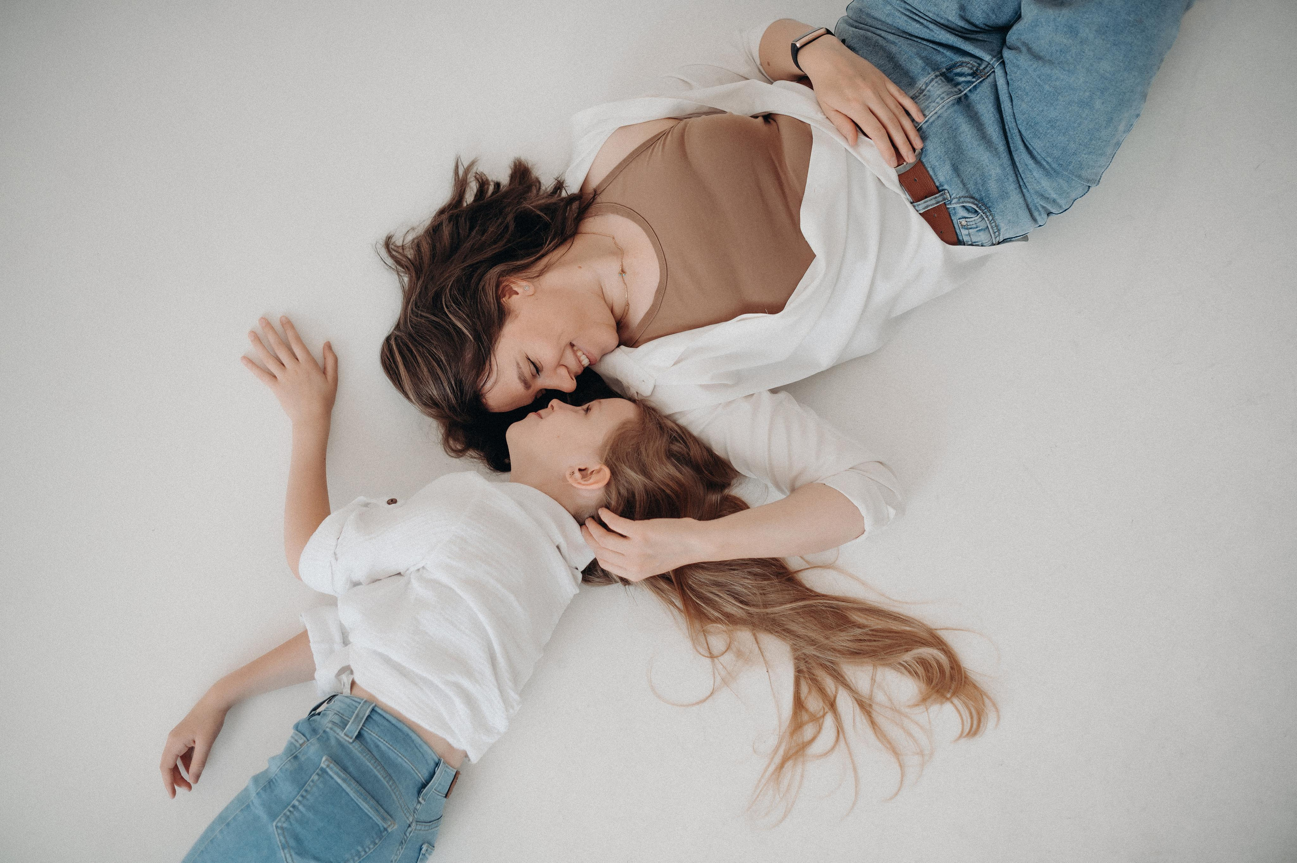 Юля и Илария. Главная