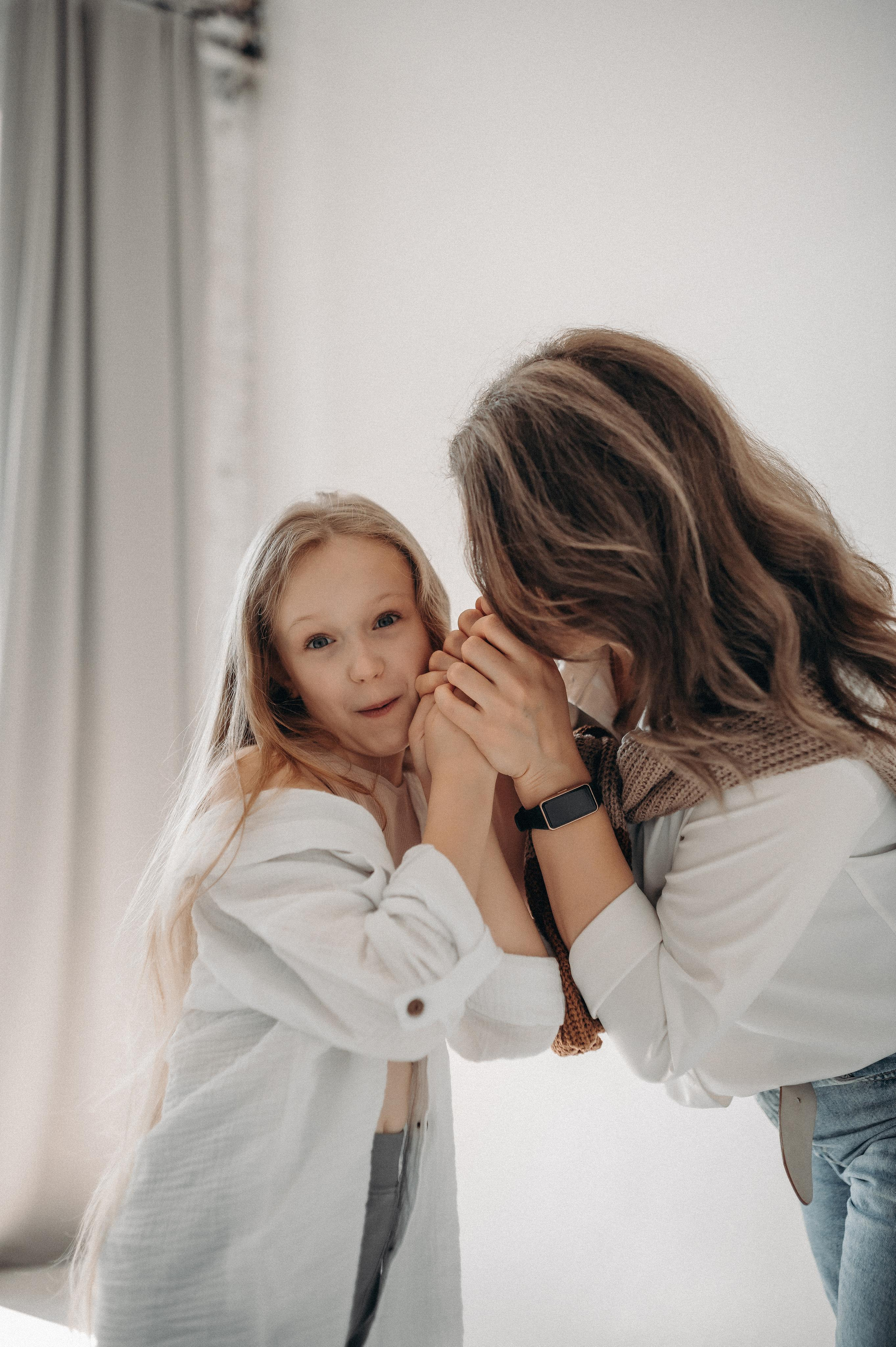 Юля и Илария. Главная