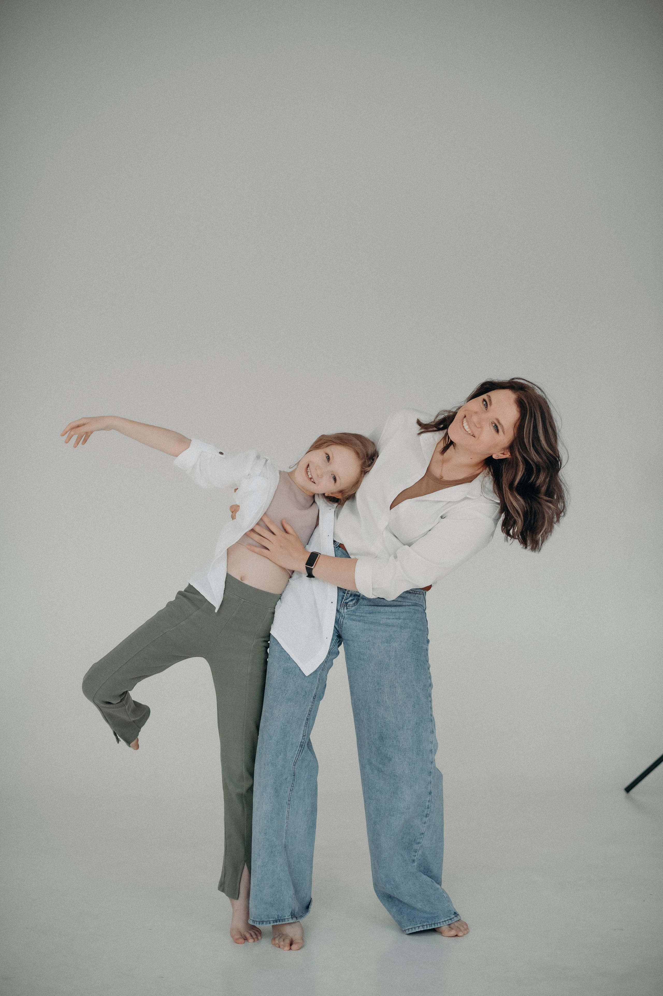 Юля и Илария. Главная