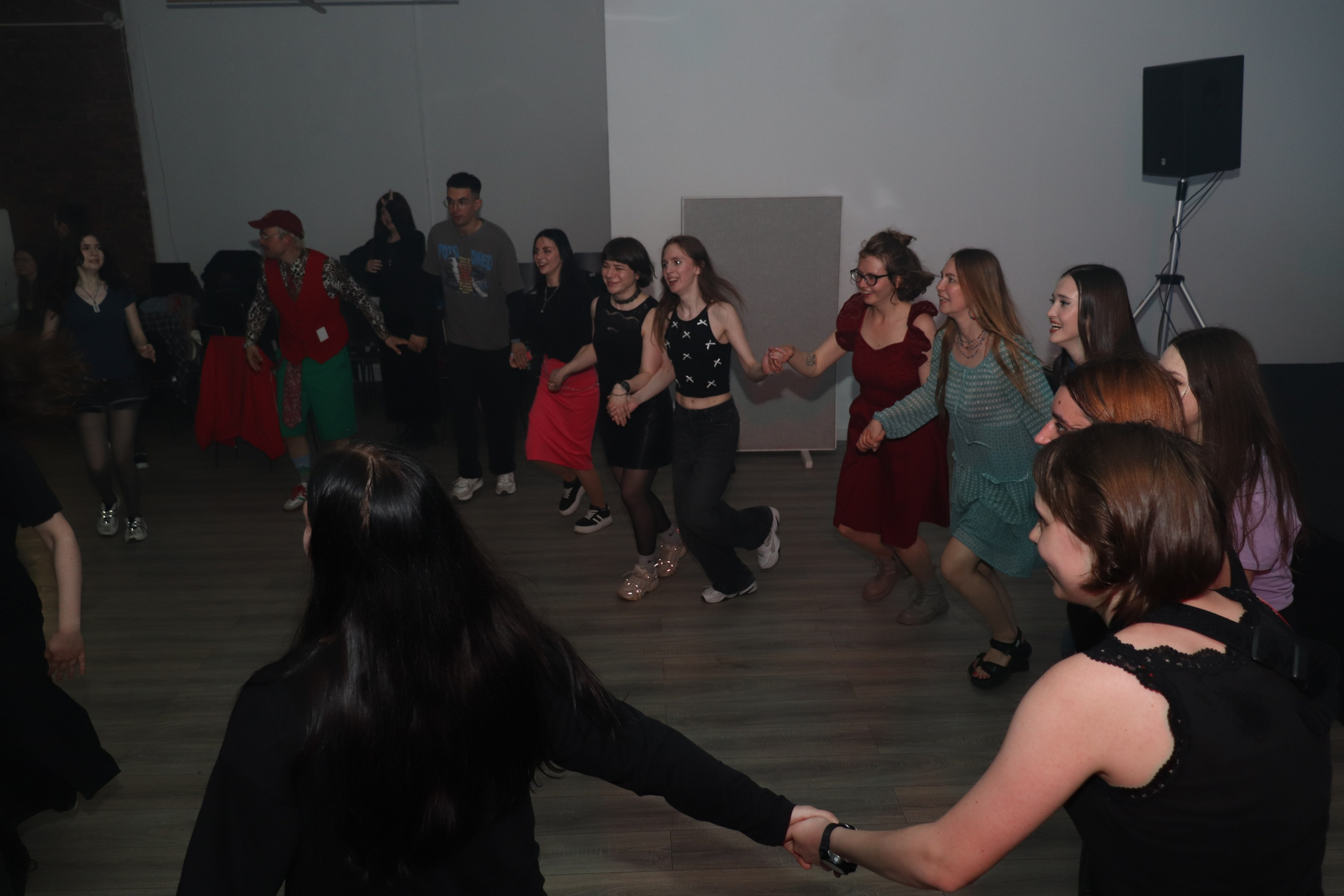 Дискотека 90х молодёжного «клуба 52». Ивентный фотограф в Санкт-Петербурге Олег Комков