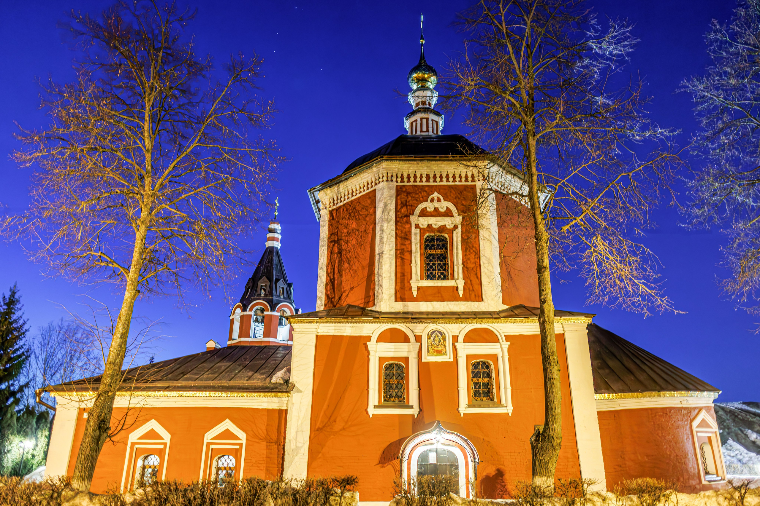 Прогулка по вечернему Суздалю. Профессиональная фото и видеосъемка. Москва