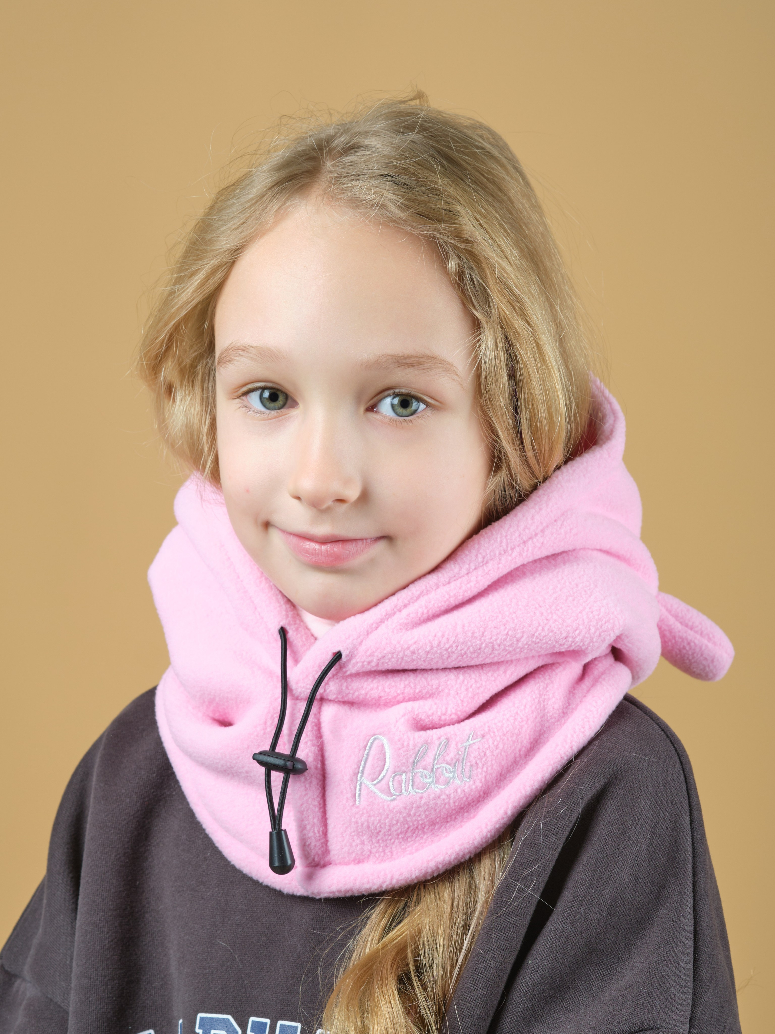 Детские шапки. Предметный фотограф в Краснодаре