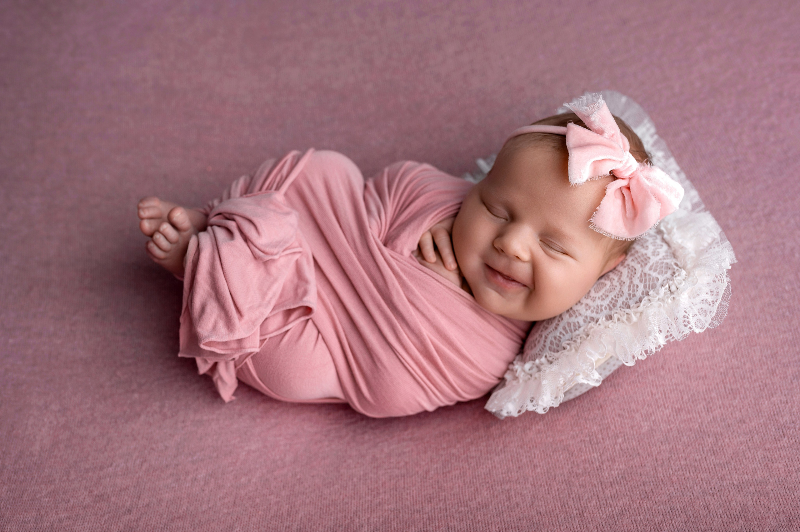 Новорождённые девочки. Детский фотограф новорождённых в Минске Боровик Екатерина