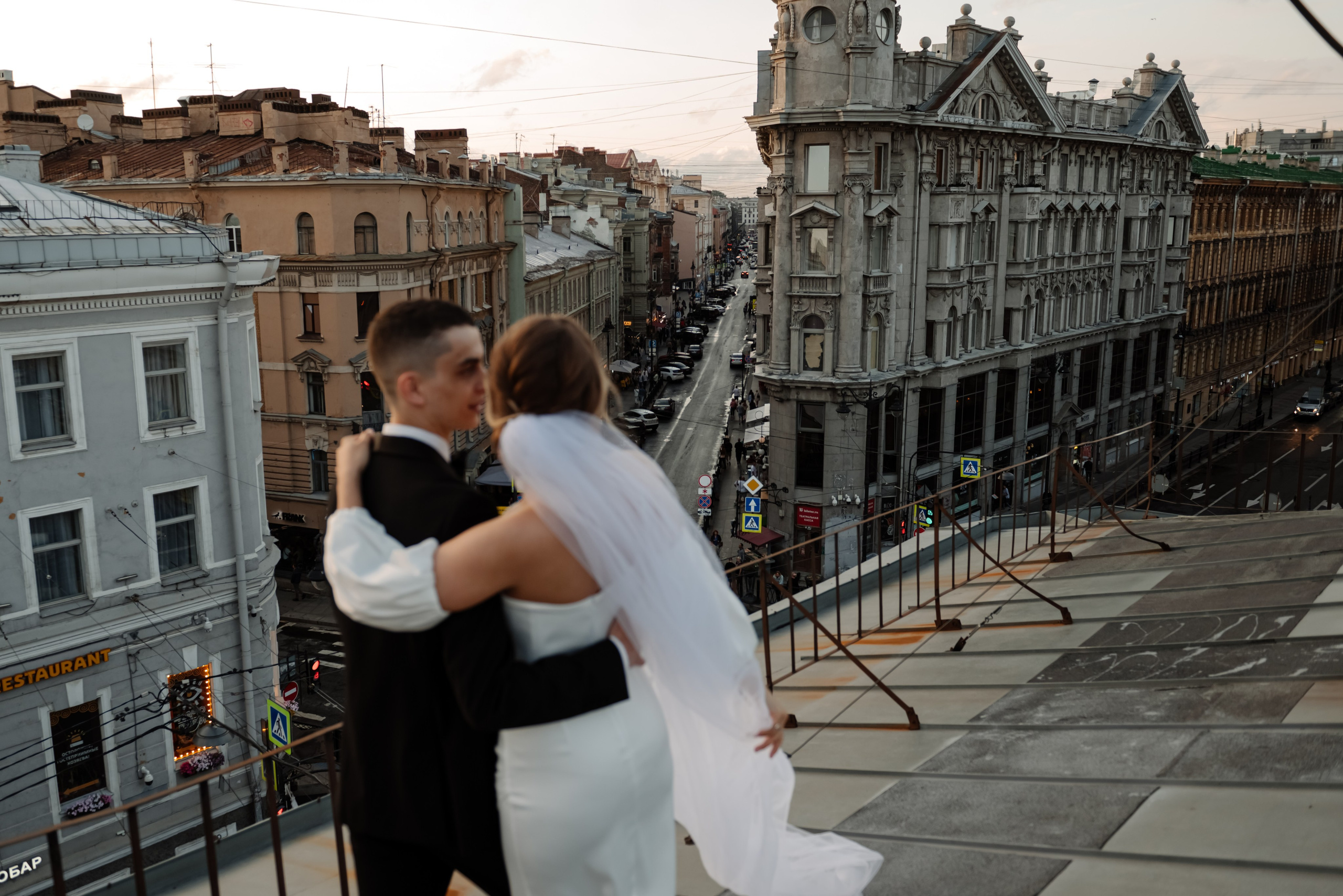 Любовь на крыше. Свадебный и сеейный фотограф в Санкт-Петербурге Елена Худякова