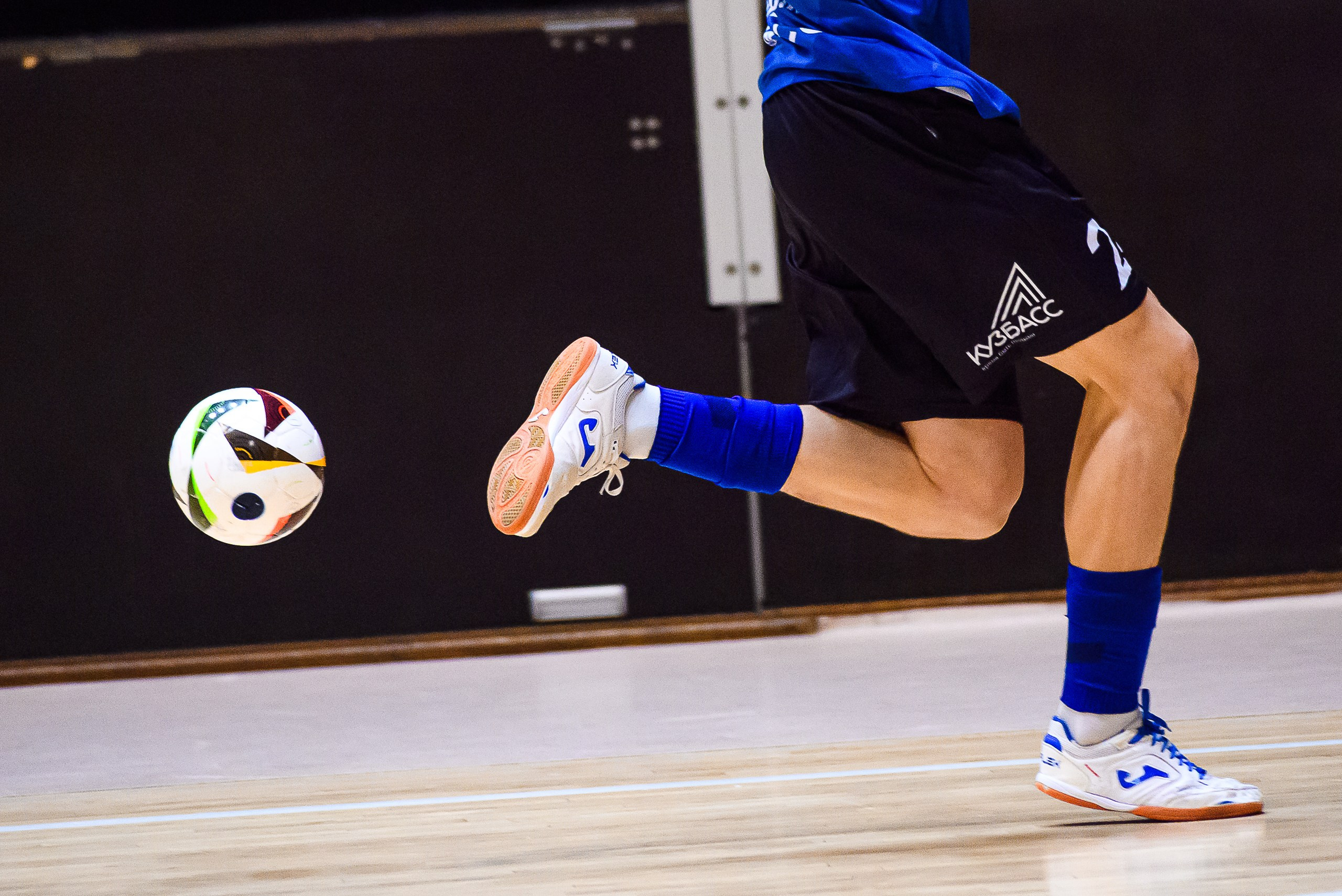 Высшая лига по футзалу — Сезон 2024-2025 — 2ой тур. Репортажный фотограф в Кемерово