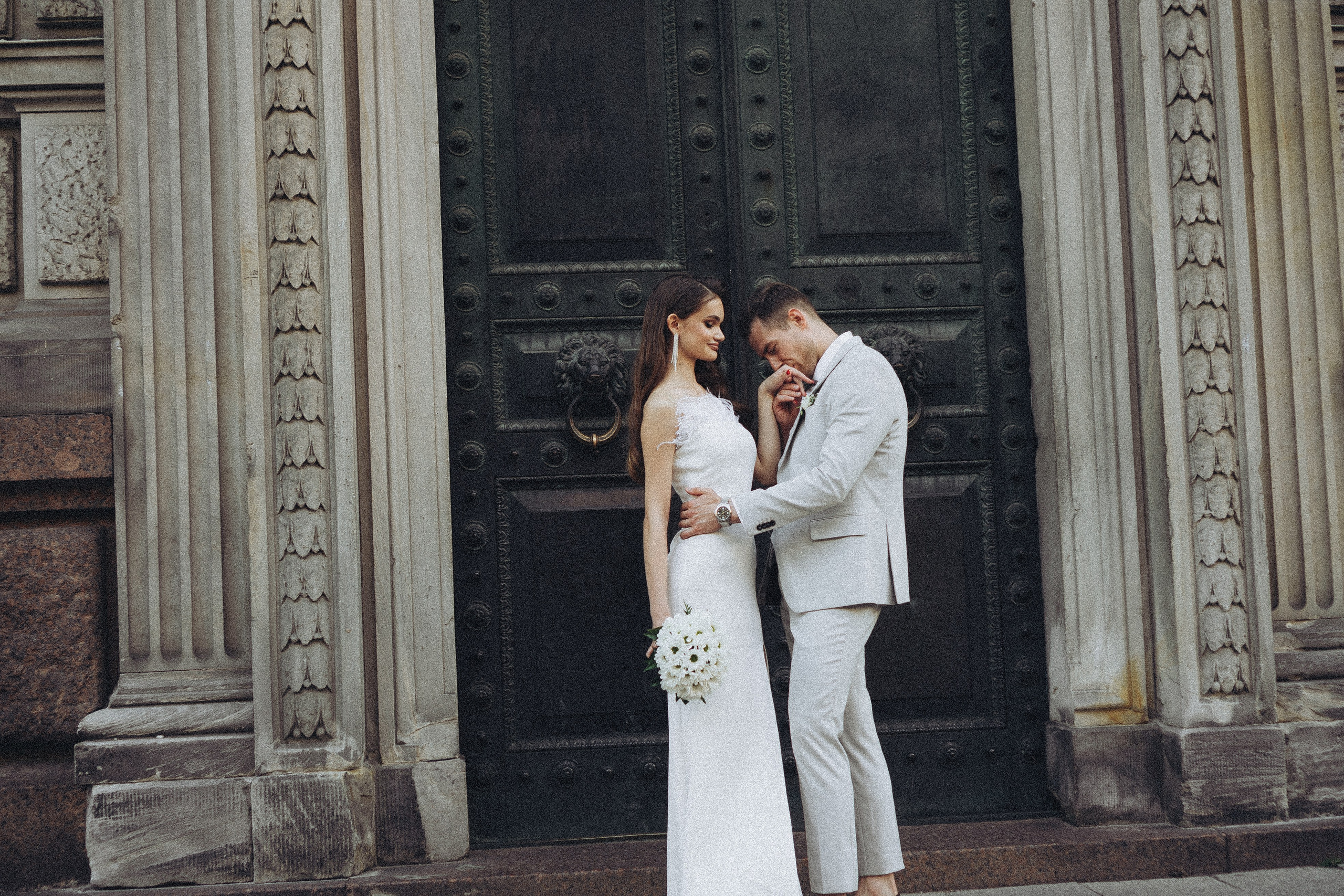 Свадебная сьемка у академии Штиглица. Профессиональный фотограф, Санкт-Петербург — Виктория Богомолова