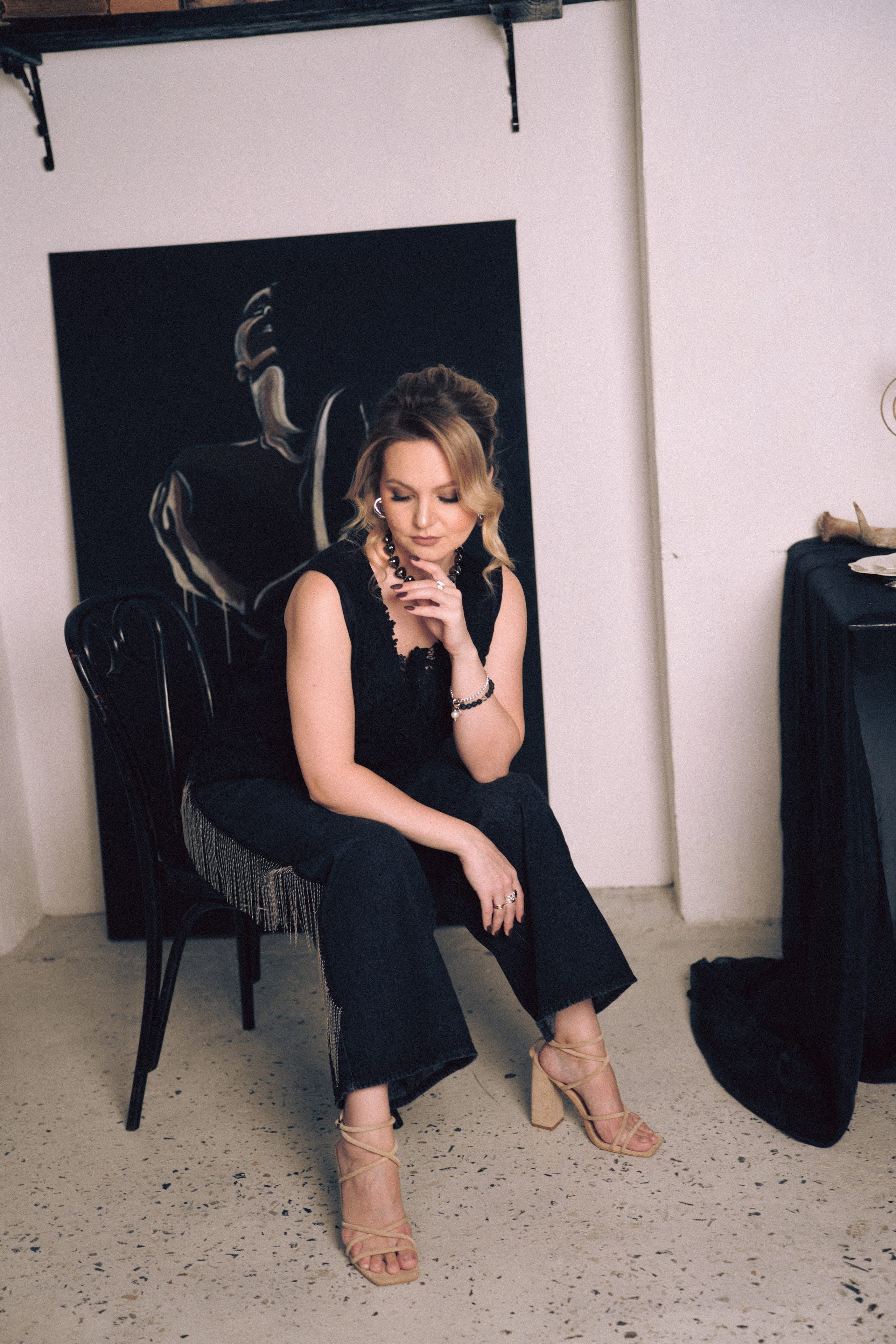 НОВОГОДНЯЯ ФОТОСЕСИИЯ В СТУДИИ ДЛЯ ДЕВУШКИ И ПРОГУЛКА ПО ЧЕРНЫШЕВСКОЙ. Профессиональный фотограф, Санкт-Петербург — Виктория Богомолова