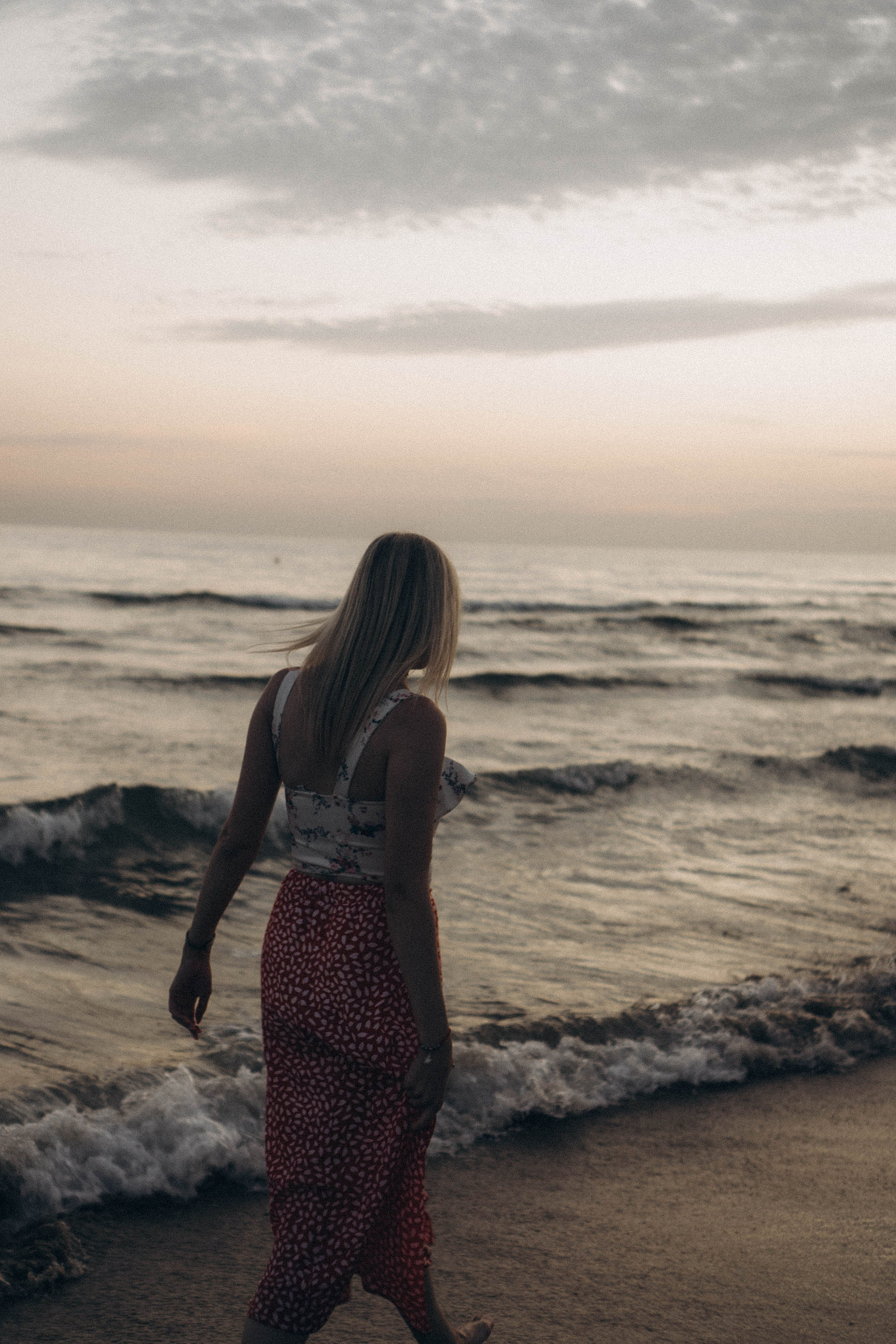 Июльский вечер на берегу черного моря. Профессиональный фотограф, Санкт-Петербург — Виктория Богомолова