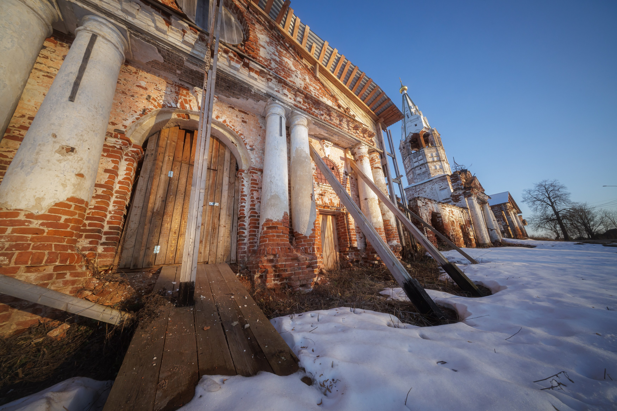 Архитектура — экстремальный угол съемки. Владимир Петухов — фотограф в г. Кинешма. Оператор FPV