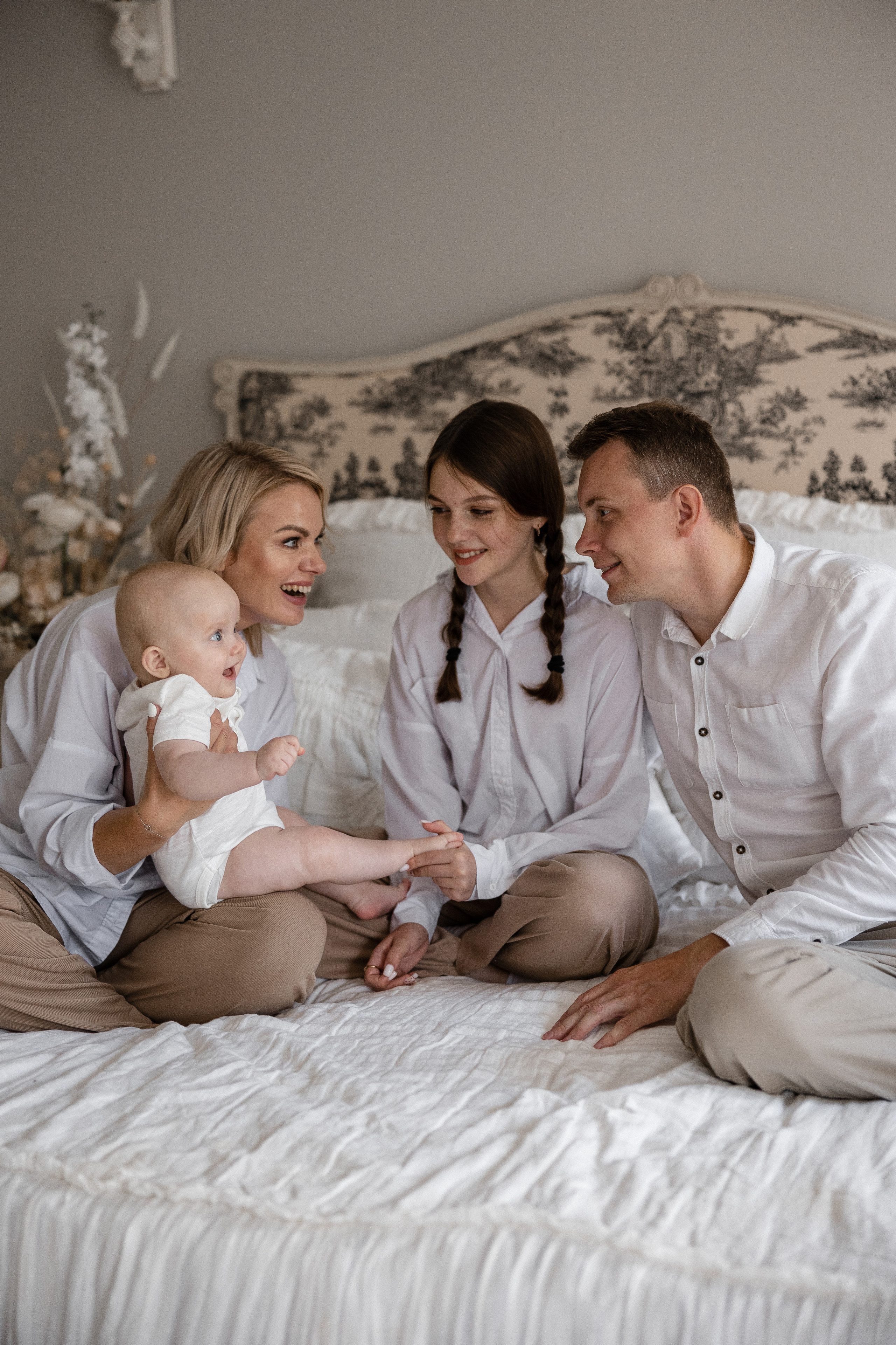 Семейная в студии. Свадебный и семейный фотограф Москва Екатерина Верижникова