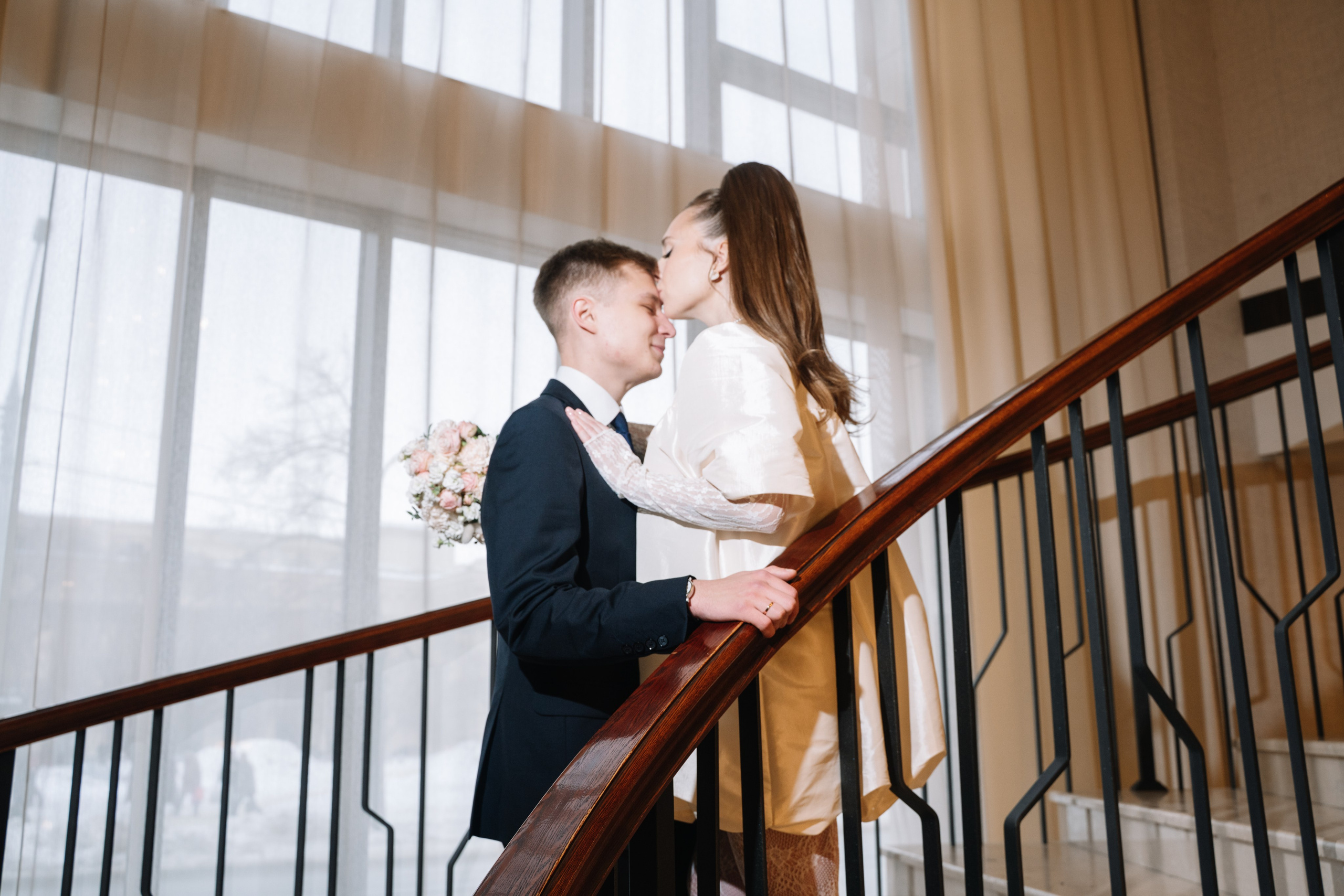 Дипломированный фотограф в Новосибирске. Фотографирую свадьбы, репортажи, индивидуальные фотосессии, lovestory(семейные)