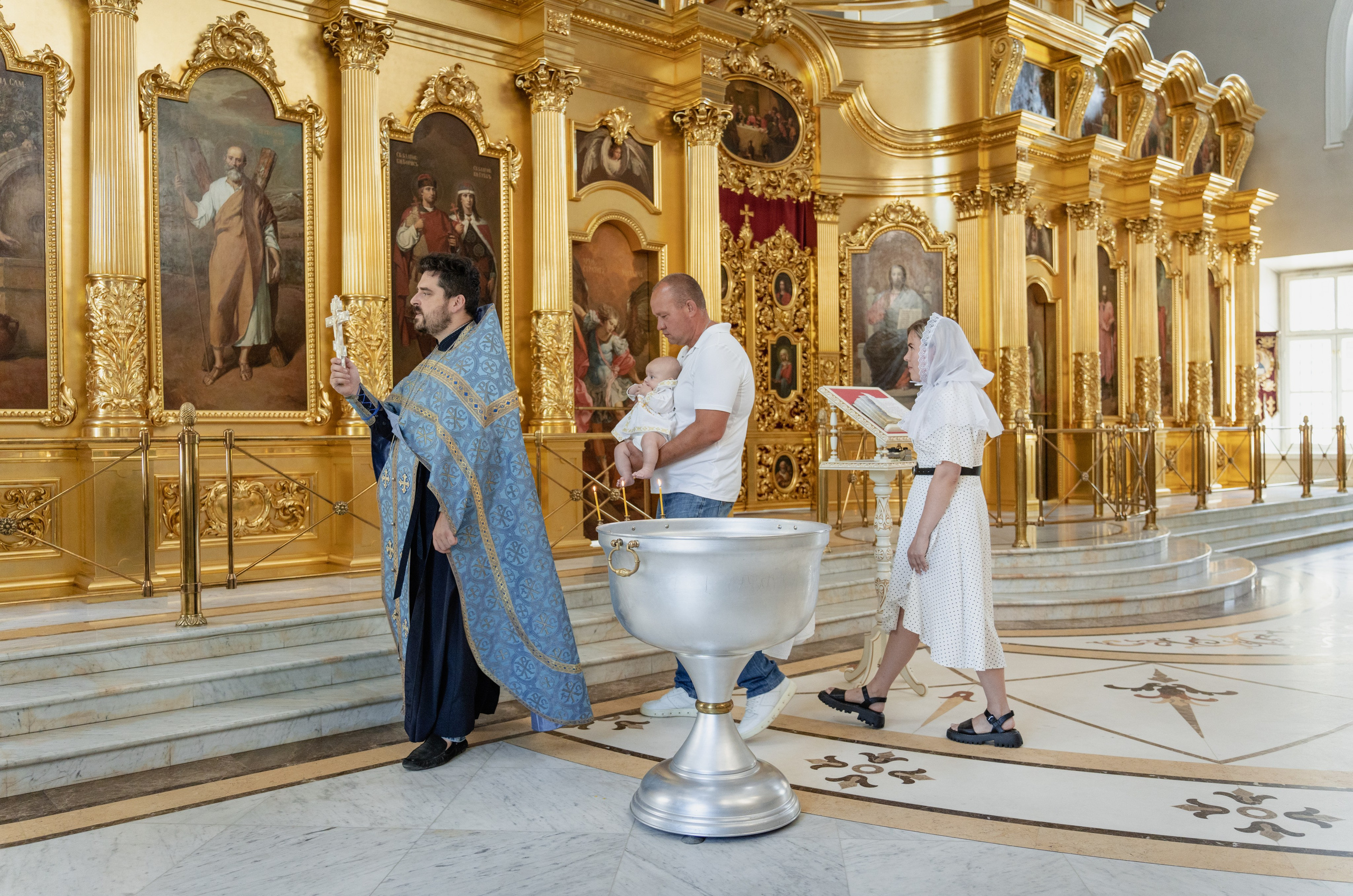 Крещение Егора в храме Петра и Павла. Фотограф на Крещение Тула и Венчание в Туле, детский и семейный фотограф