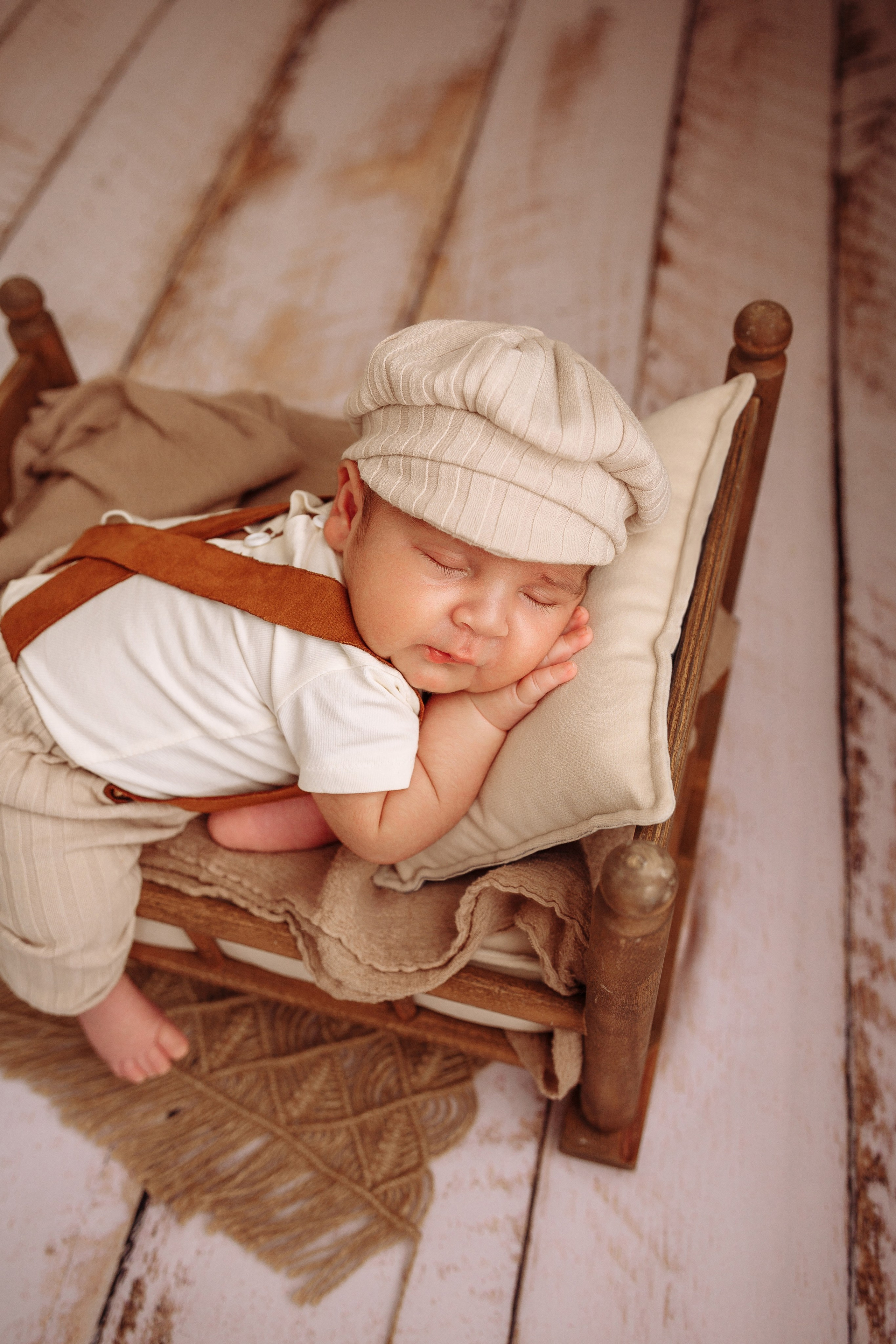 Лео. Фотограф новорожденных Тверь Диана Муляева