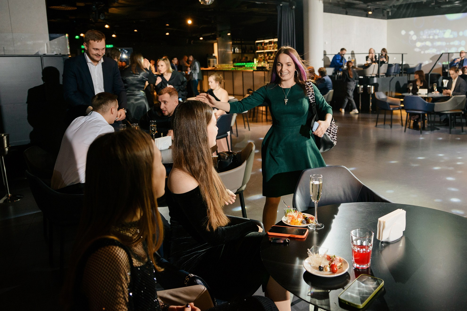 Корпоратив Жизнь Март. Константин Солодянкин — свадебный и репортажный фотограф в Екатеринбурге и Верхней Пышме