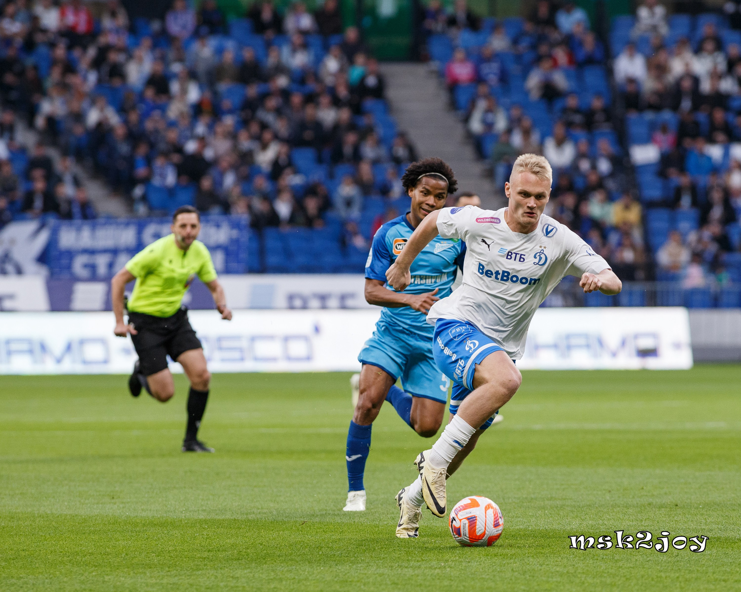 Фоторепортаж. РПЛ. Динамо — Зенит. Михаил Тоцкий портретный и репортажный фотограф в Москве