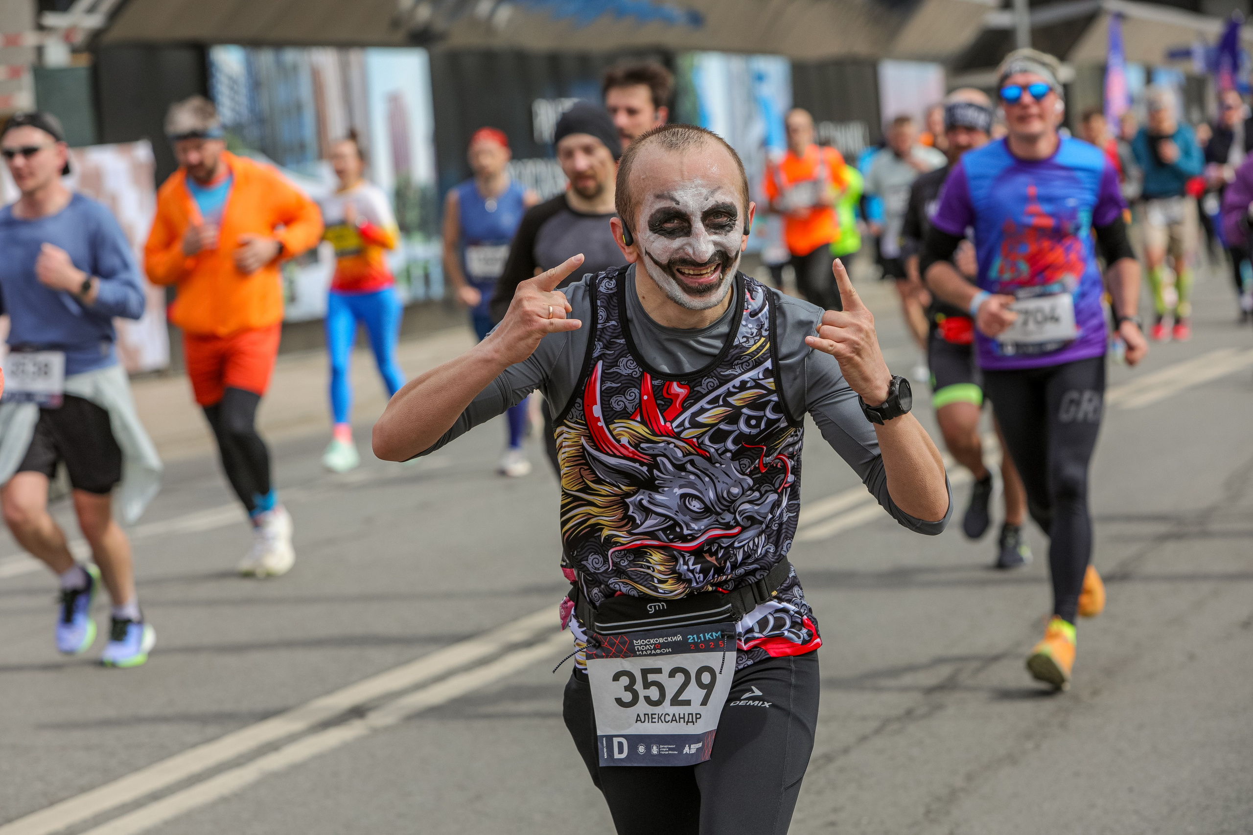 Московский полумарафон 27.04.25. Фотограф Сергей Ловкий