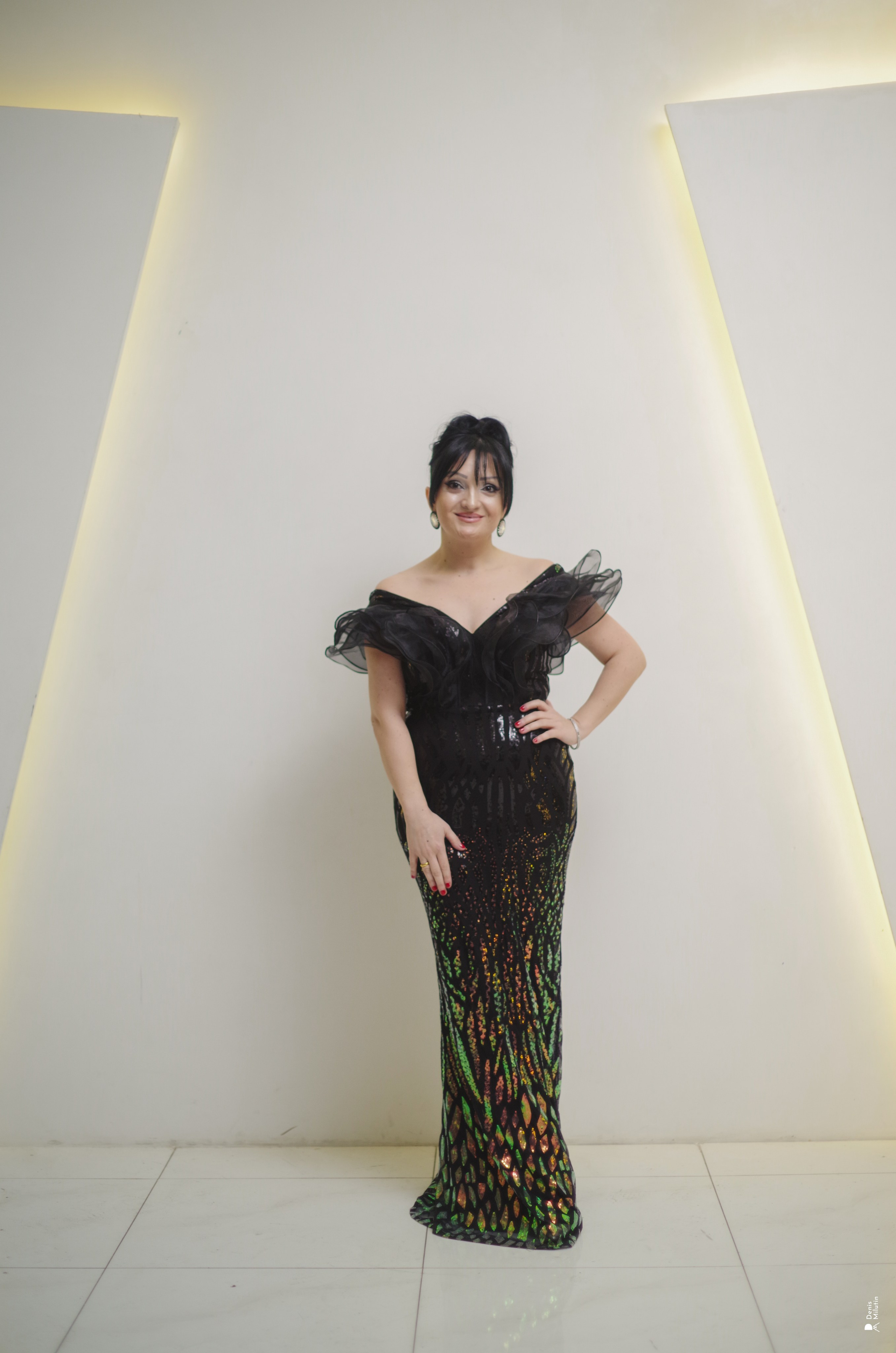 English Versale. Портретный фотограф Денис Милютин