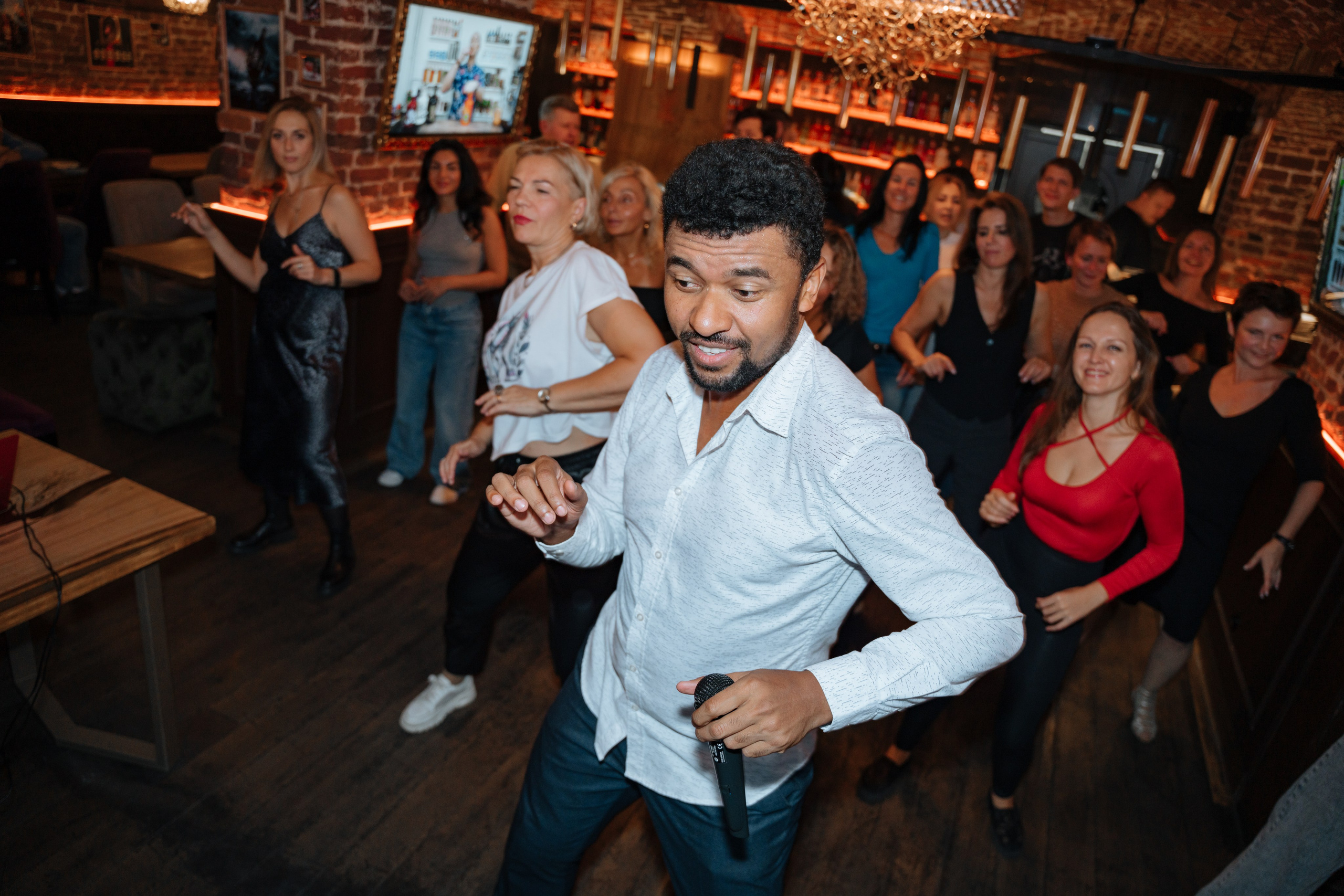 Вечеринка Андрэ, бачата, Джинотека. Портретный фотограф в Санкт-Петербурге Дмитриева Наталия