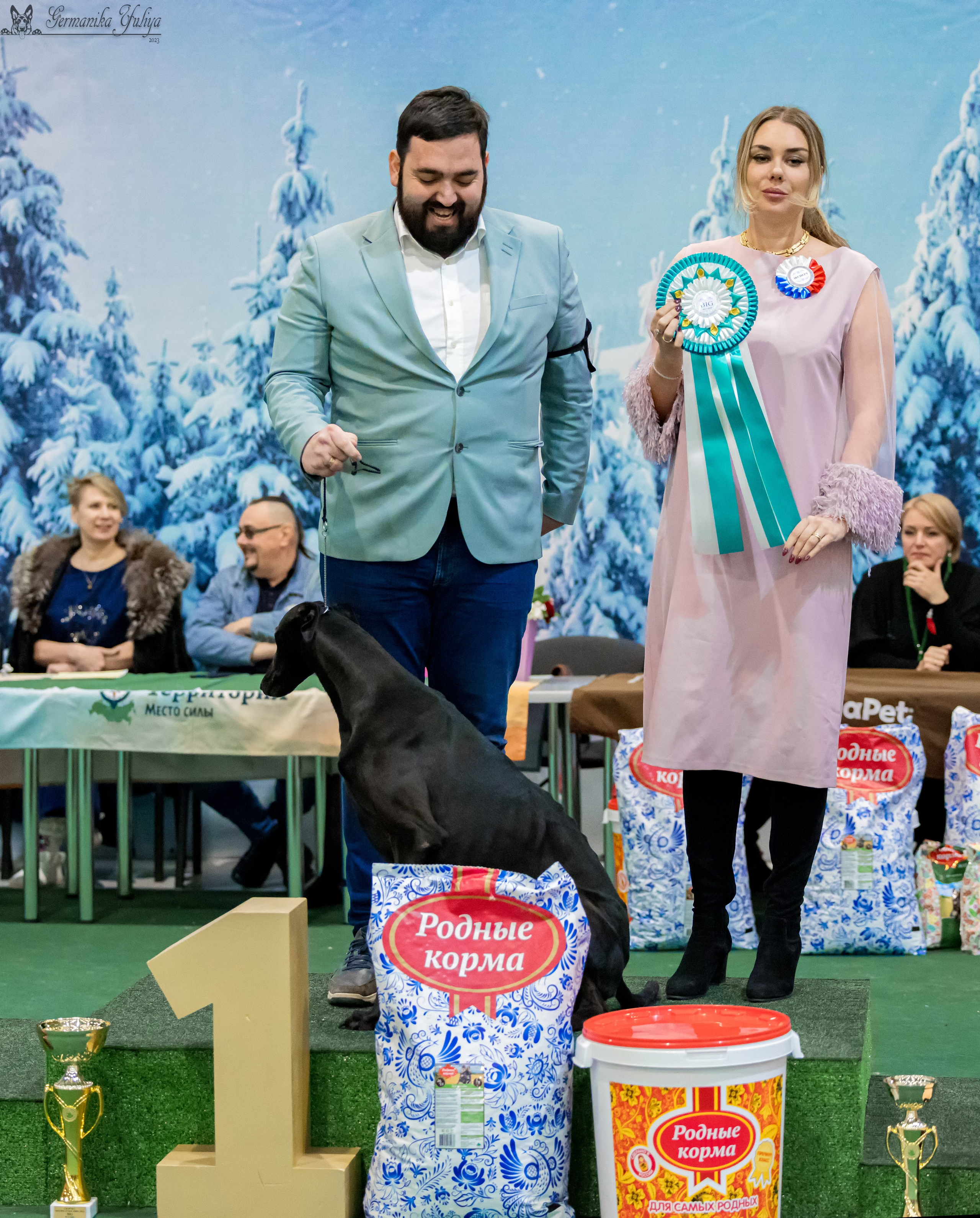 Крокус 3,9 и 10.12.2023. Фотограф-анималист Юлия Германика