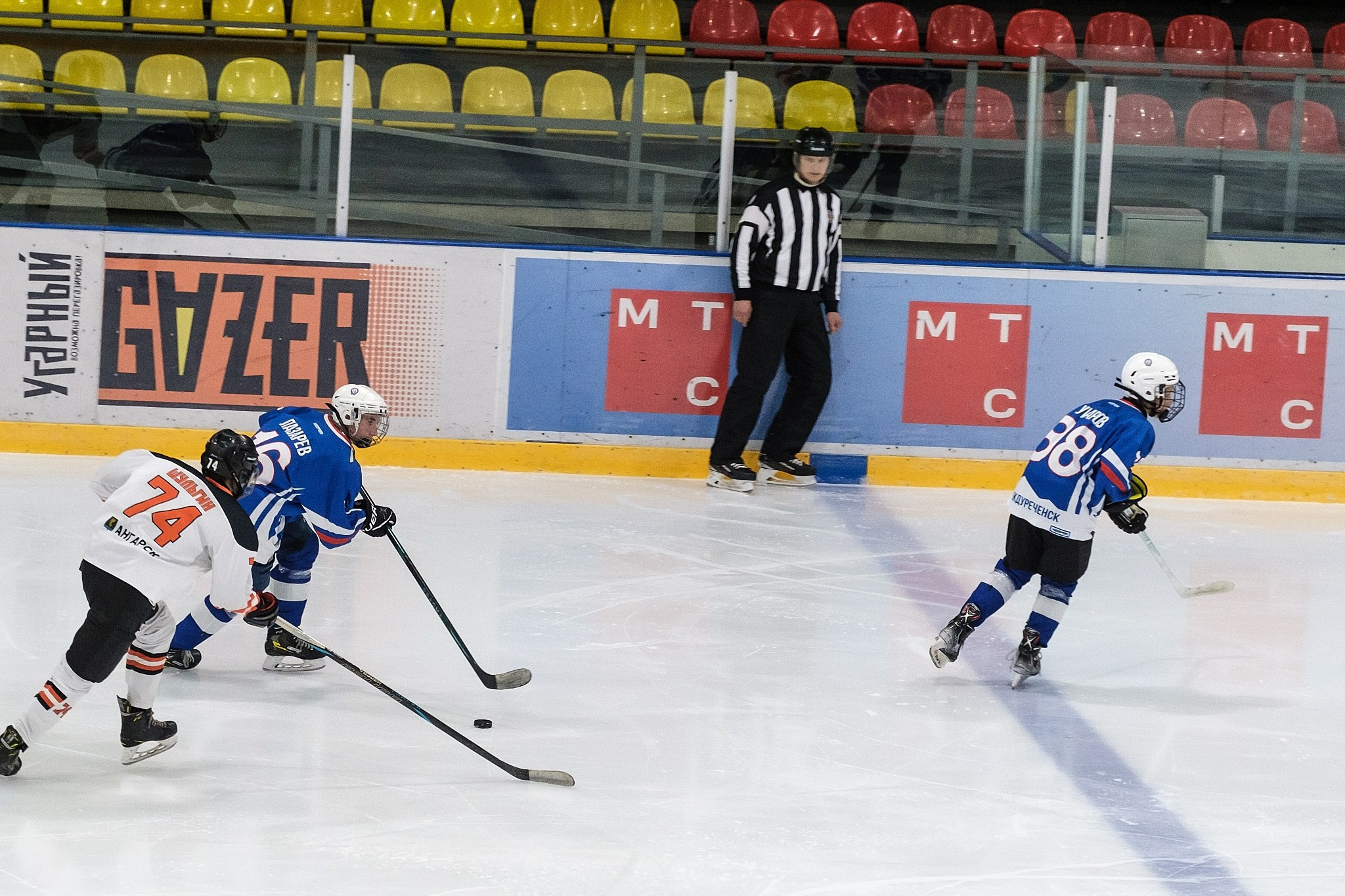 Хоккейный матч Вымпел-2011 (Междуреченск) vs Ермак (Ангарск) — фотограф в Междуреченске Никита Максимов