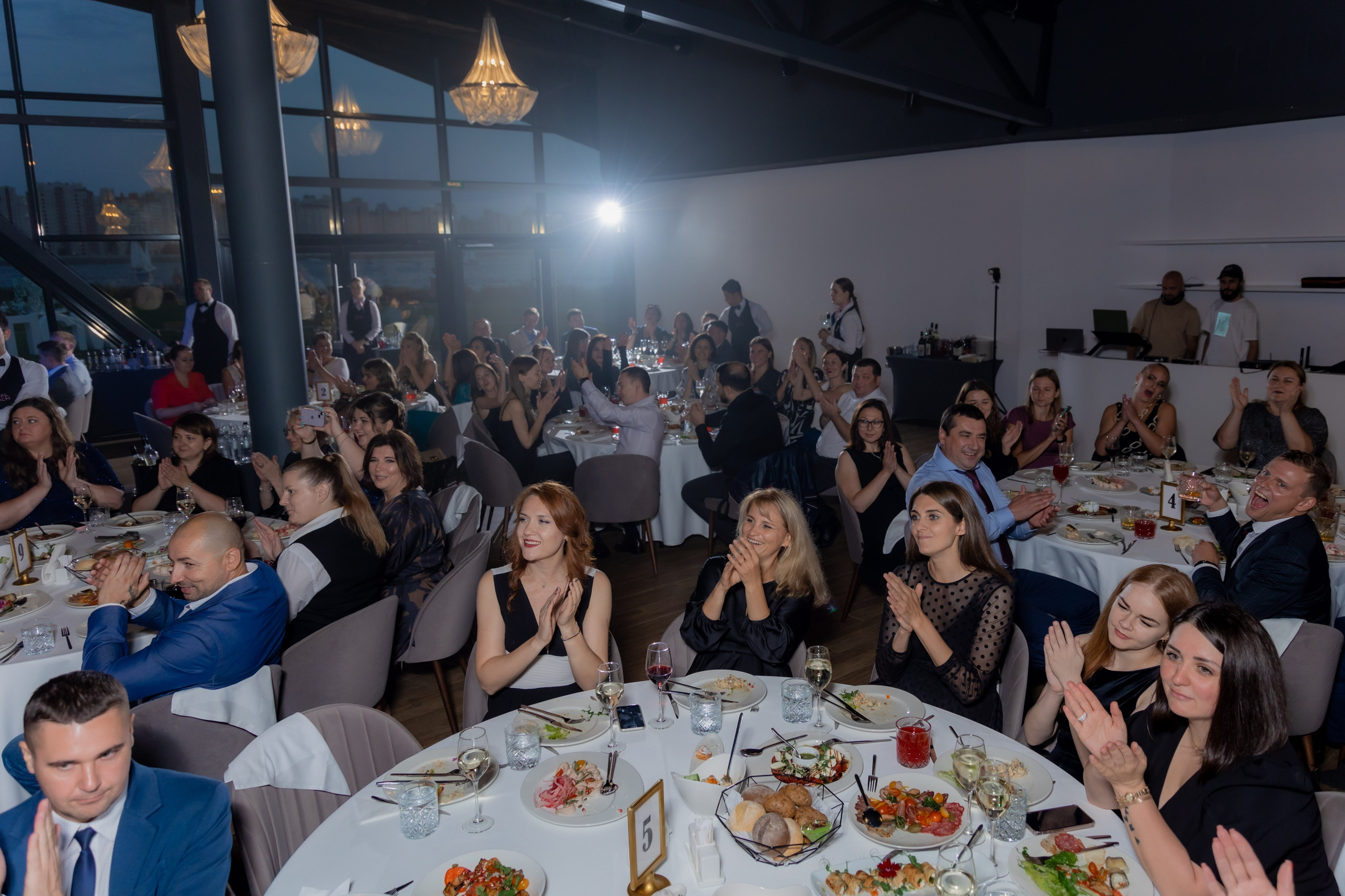 Репортажная фотосъёмка корпоративного мероприятия. Фотограф на праздник, корпоратив, День Рождения и Юбилей в г. Санкт-Петербурге Алексей Анкушев