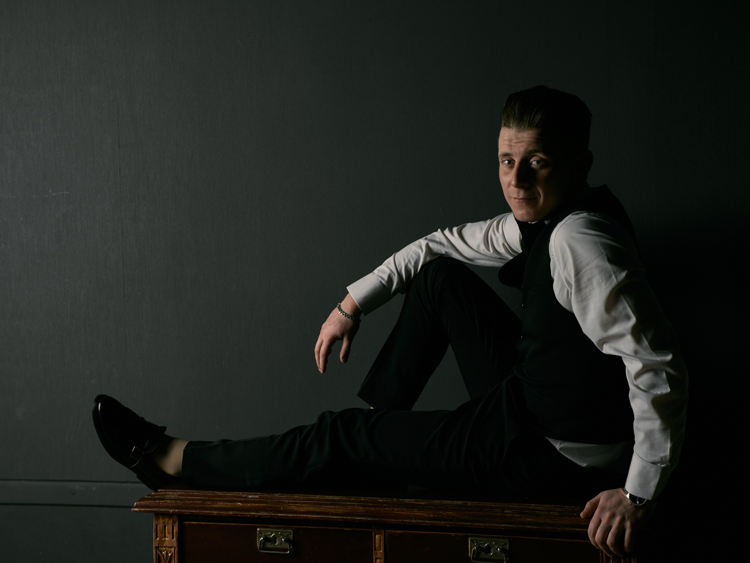 Мужская фотосессия. Портреты для ведущего мероприятий