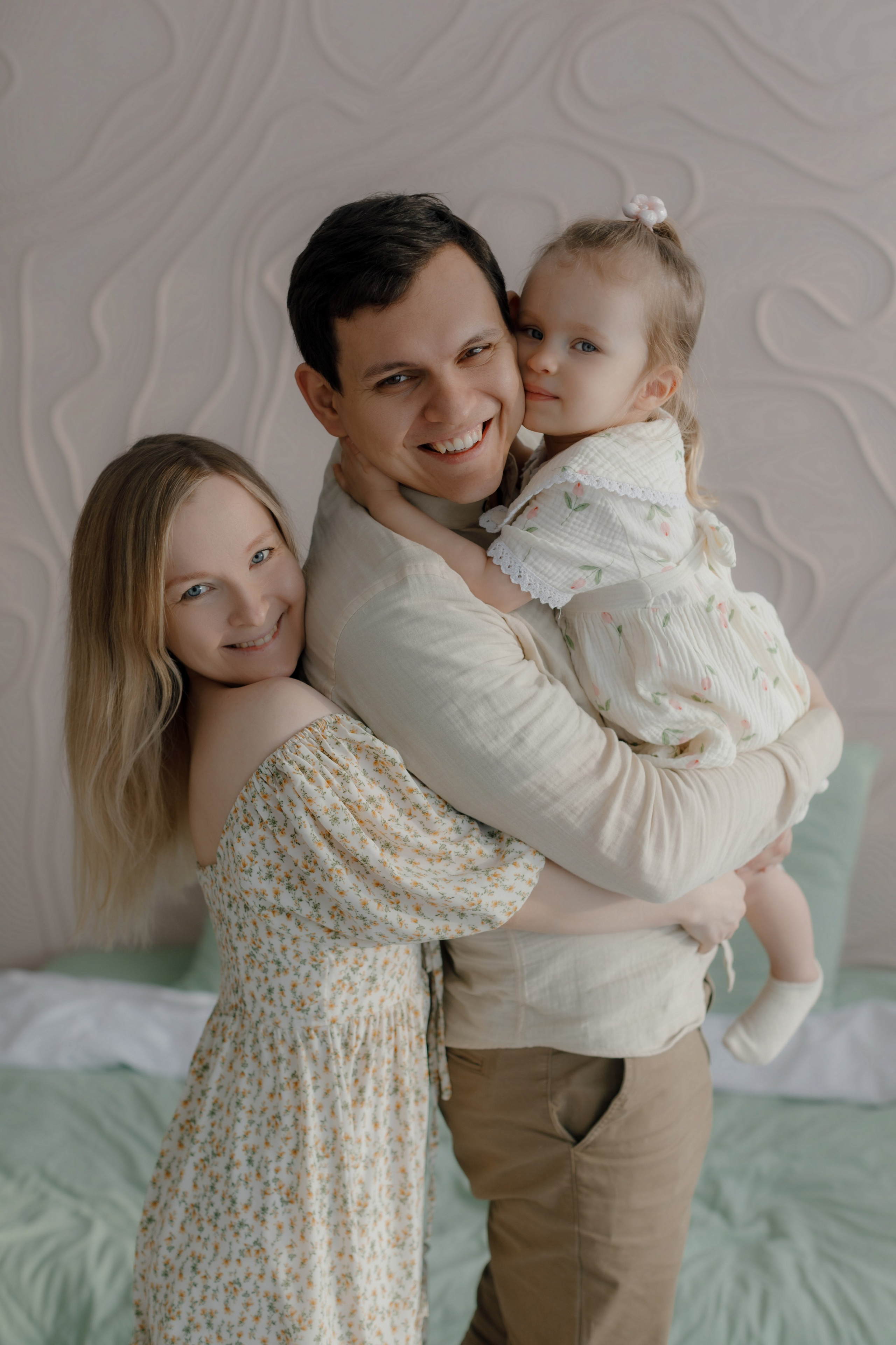 Полина, Виктор и Эмилия. Свадебный и семейный фотограф в Перми Дергачева Кристина