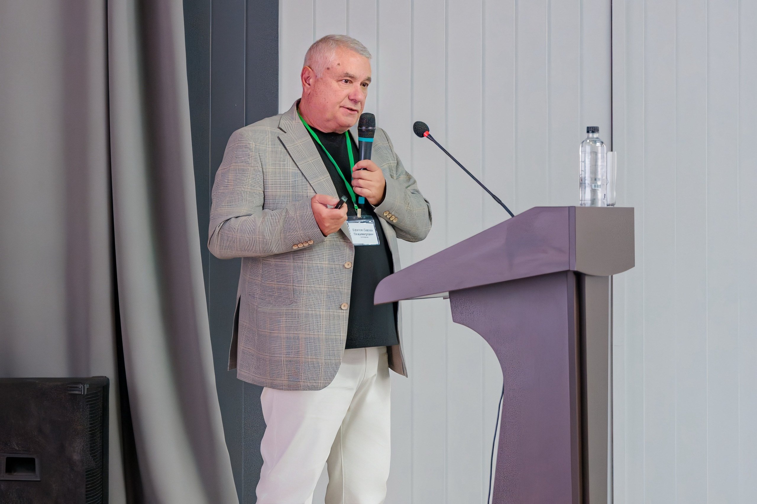 Научно-практическая конференция. Фотограф в Ялте