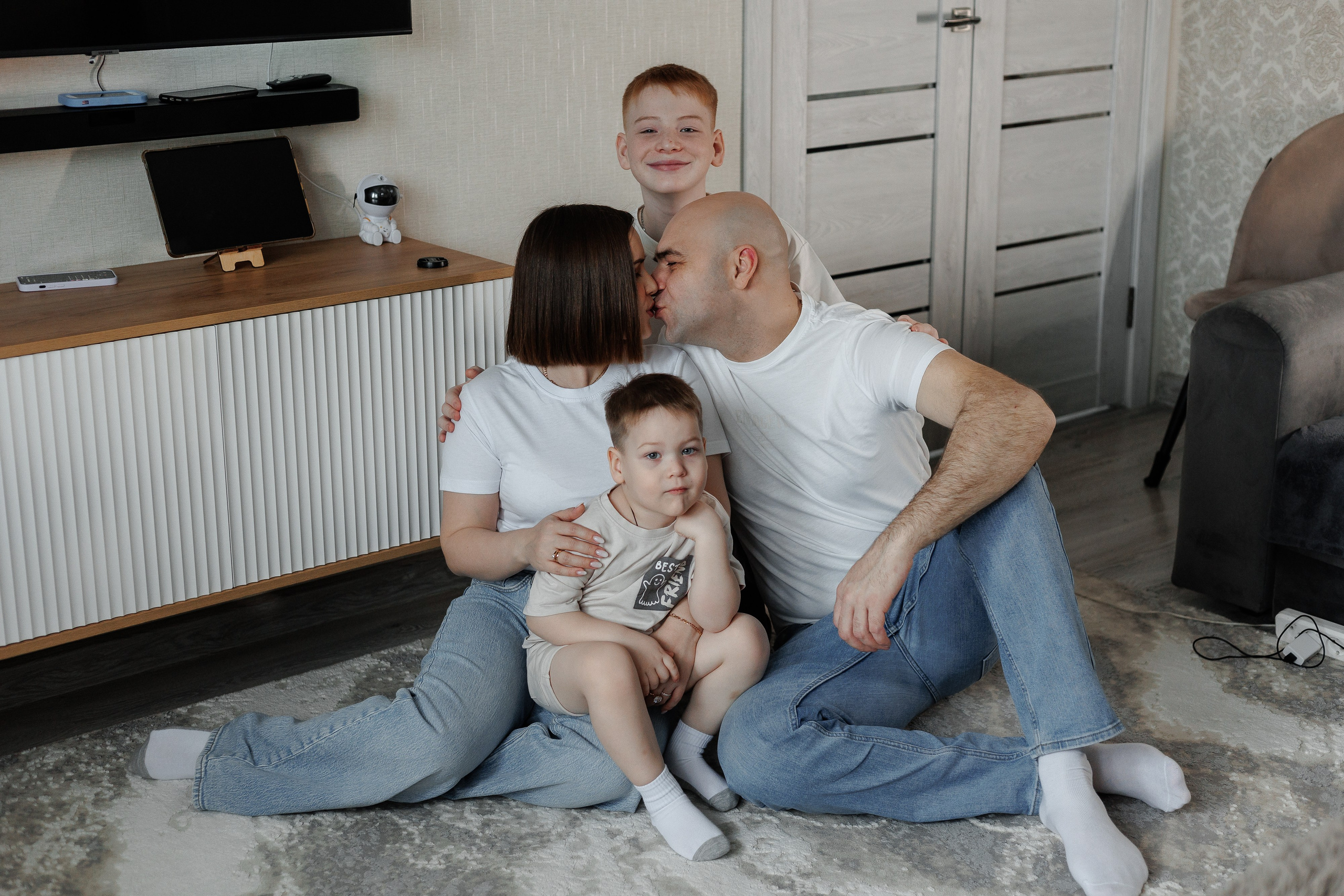 Ярослав, Анна, Даниил и Ярослав. Фотограф Татьяна Орлова