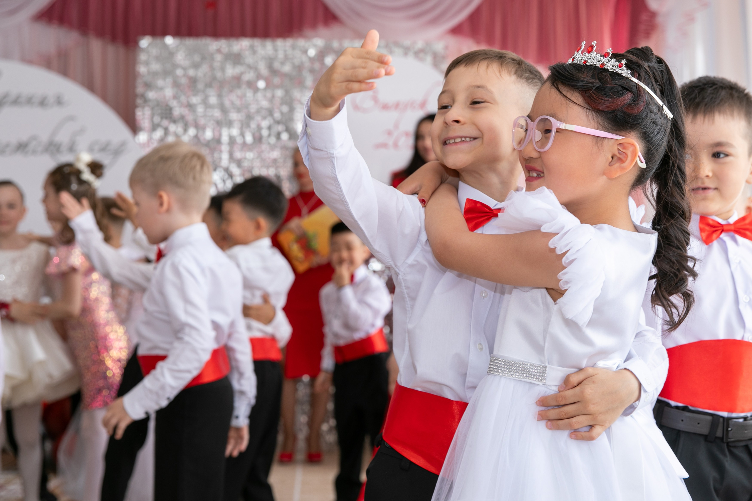 Выпускной Жемчужина 2025. Школьный и детский фотограф в Южно-Сахалинске Анастасия Лескова