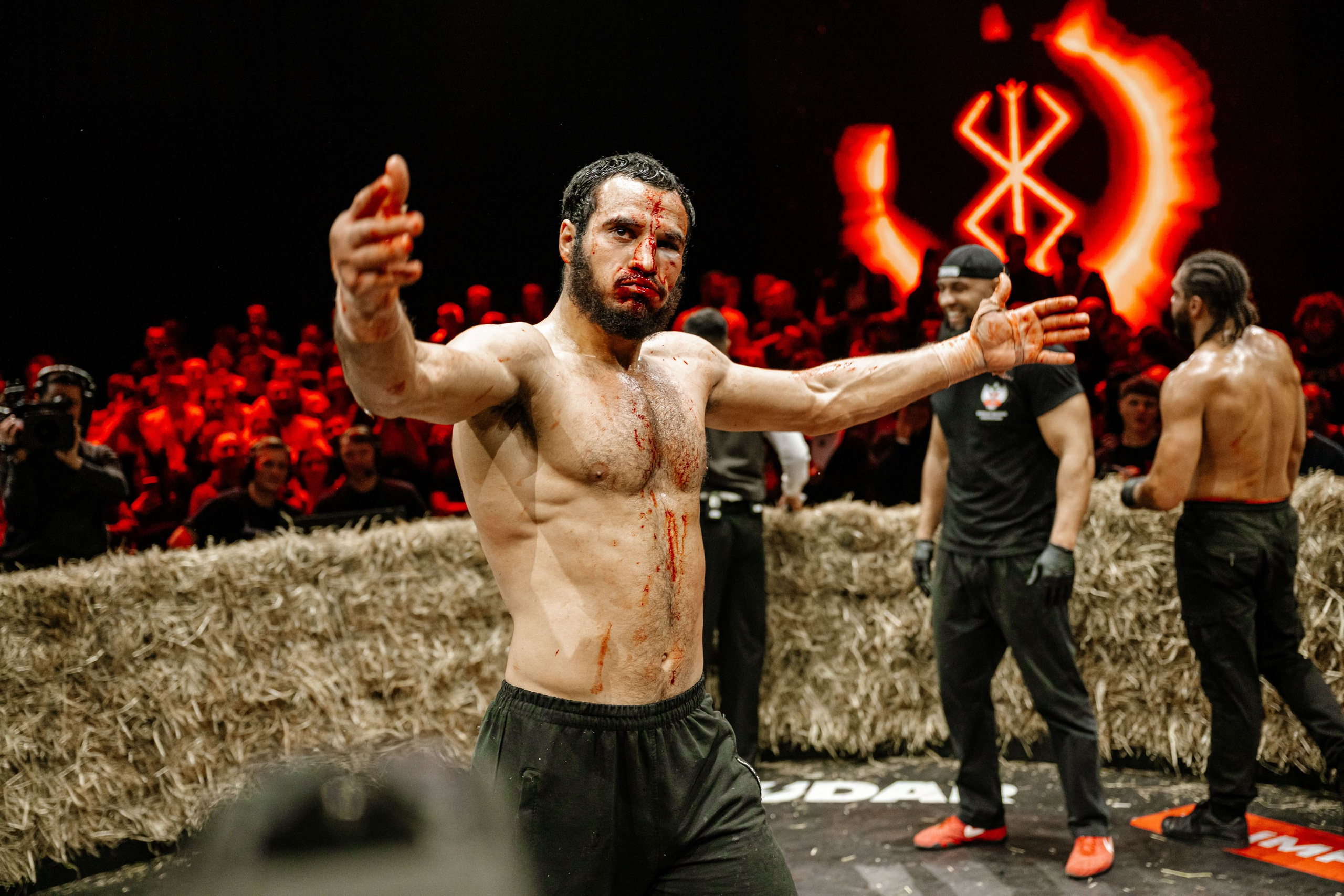 TOP DOG. Максим Комаров — Профессиональный фотограф