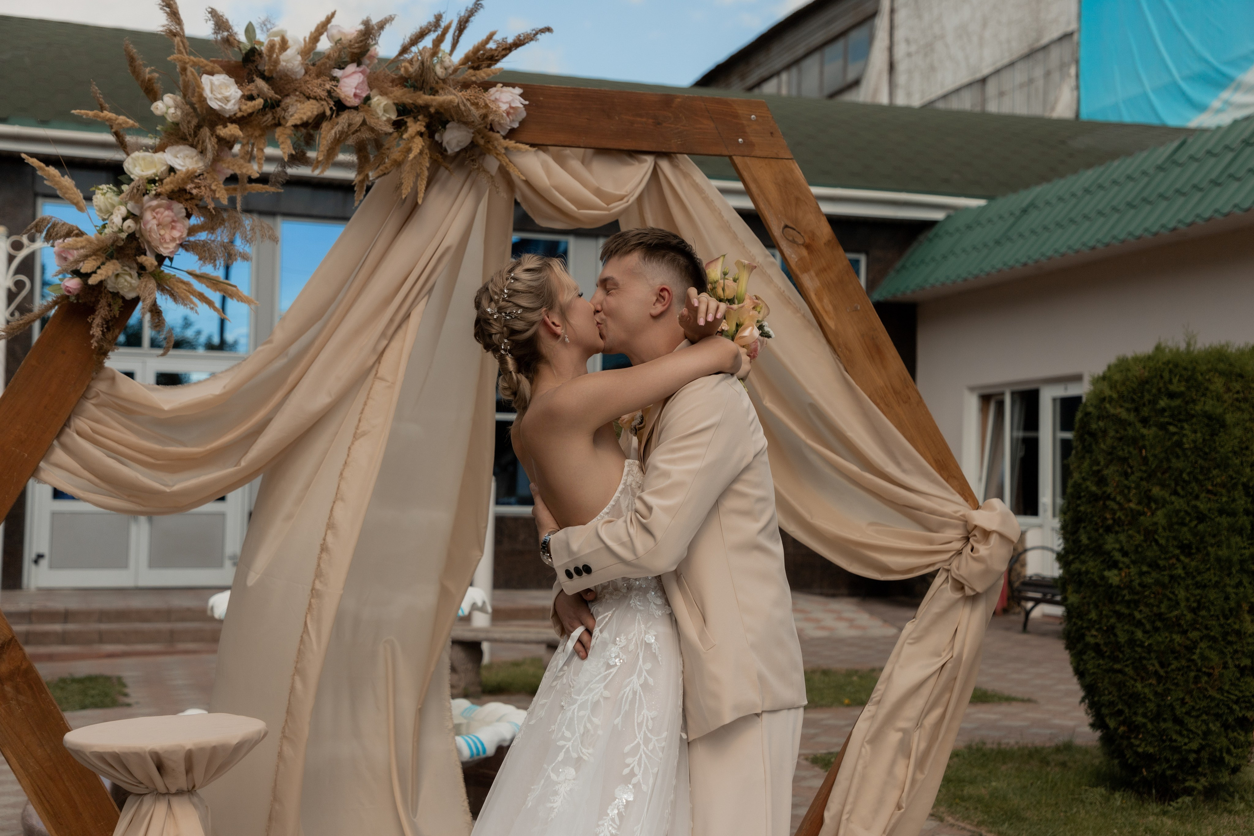 Роман и Александра (банкет). Свадебный фотограф Ангелина Сунгатулина | Саратов | Балаково | Вольск