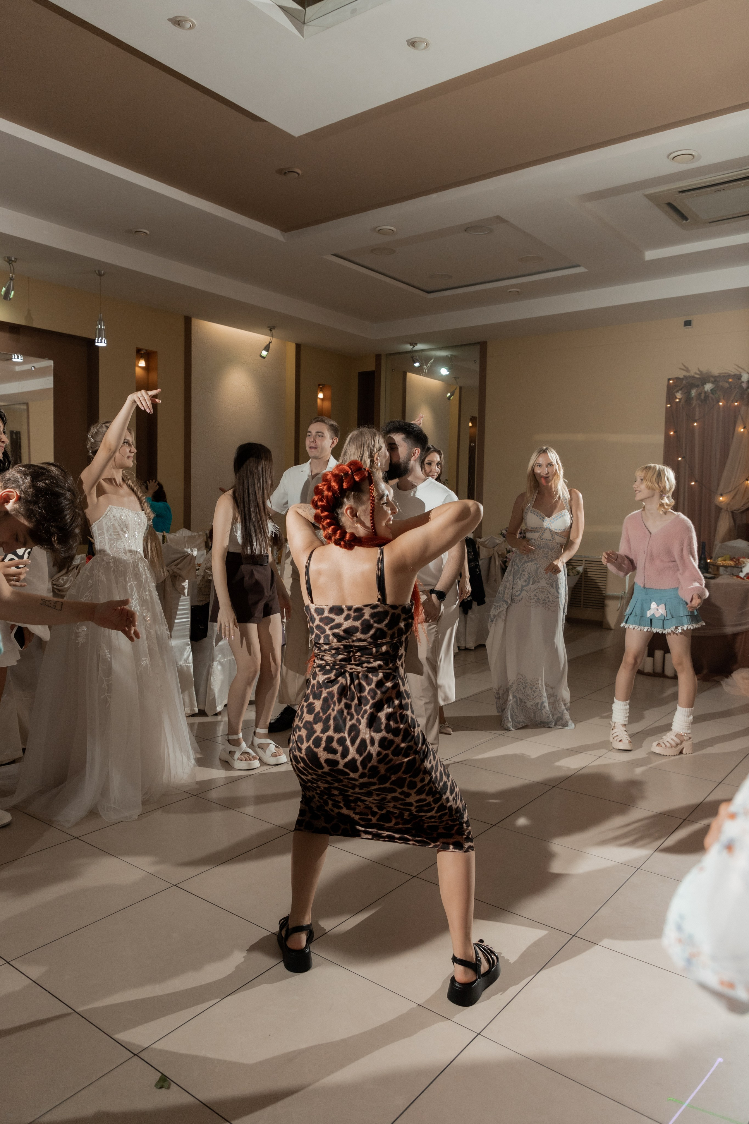 Роман и Александра (банкет). Свадебный фотограф Ангелина Сунгатулина | Саратов | Балаково | Вольск