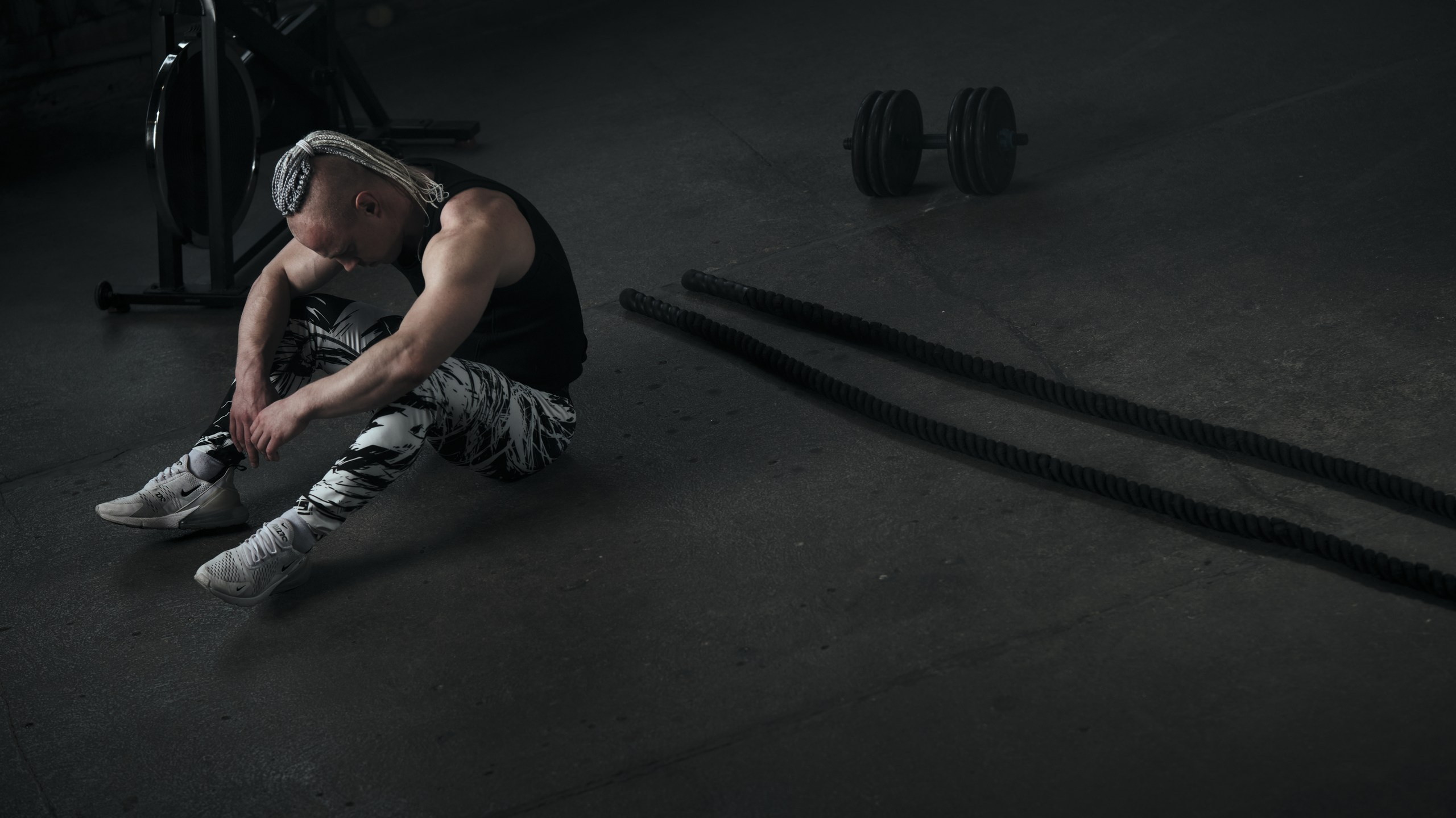 Фотосъемка для фитнес тренера ddx Fitness. Профессиональный фотограф в Москве — Максим Дьяконов