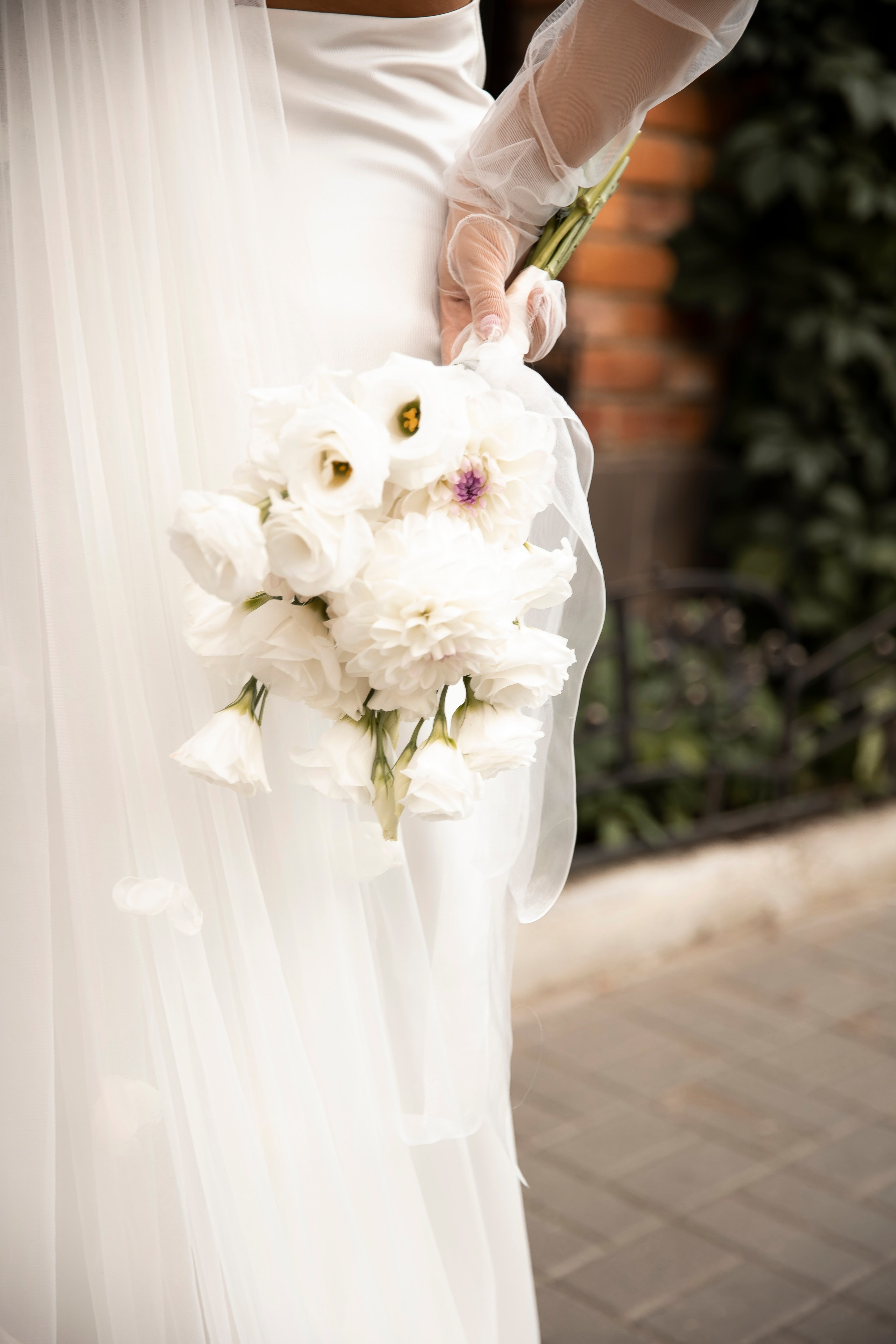 Ксюша. Я Ира и я фотографирую свадьбы более 10 лет