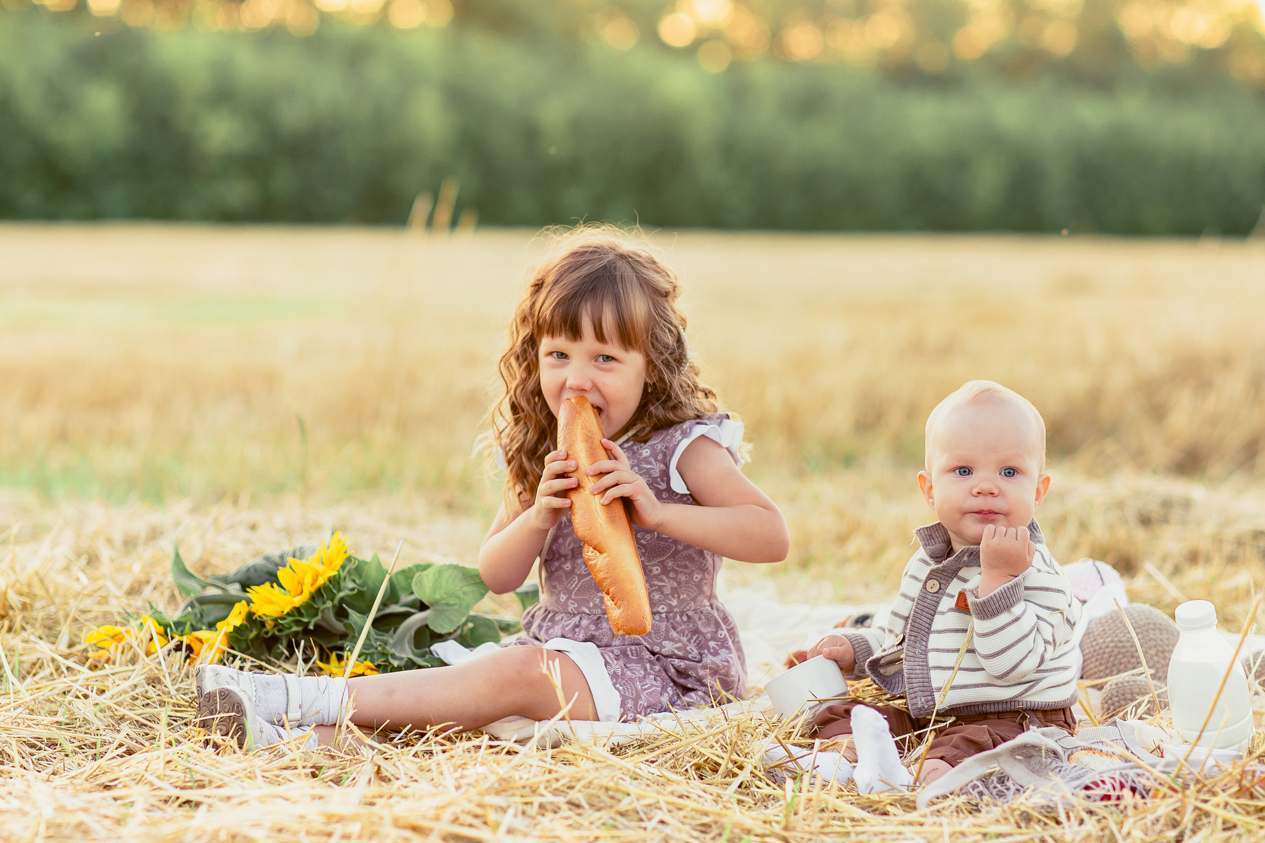 Семейная фотосессия в подсолнухах. Лето 2020. Семейный и детский фотограф в Пензе Анна Михайлова