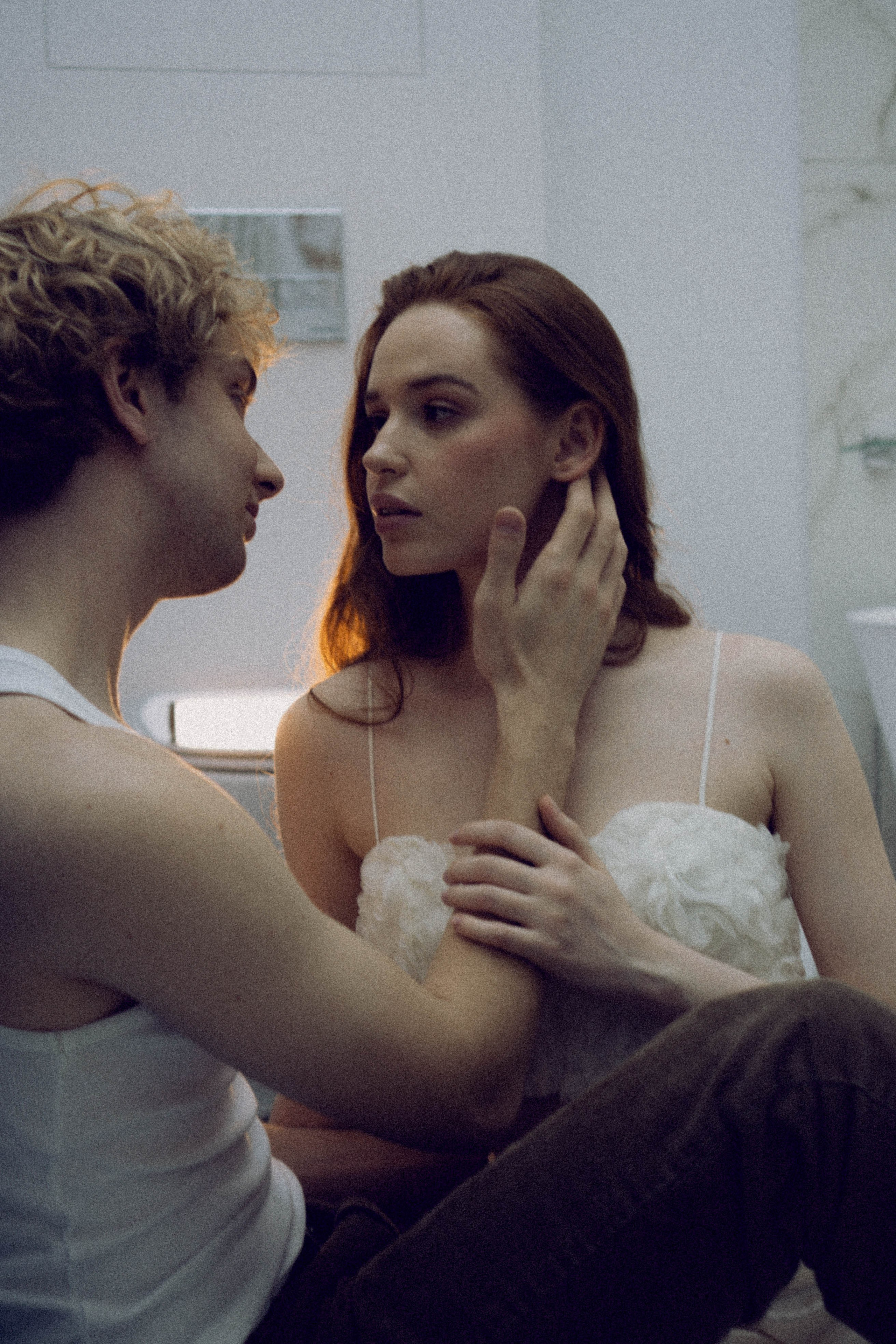 СВАДЕБНАЯ СЬЕМКА В ОТЕЛЕ. СБОРЫ ЖЕНИХА И НЕВЕСТЫ И ТАКЖЕ ТОР И ПОДГОТОВКА К ПРОГУЛКЕ. Профессиональный фотограф, Санкт-Петербург — Виктория Богомолова