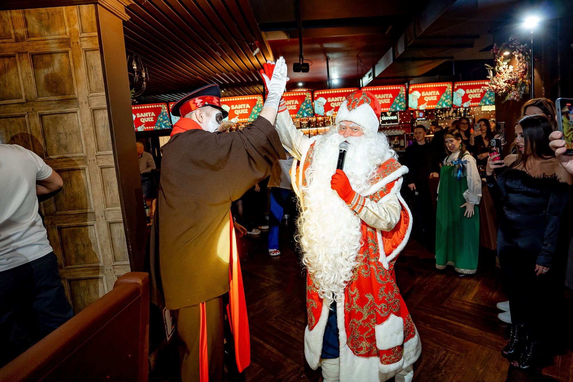 Новый год 2024 в Peoples. Сергей Кошкин. Репортажная и ивент-фотография в Сургуте