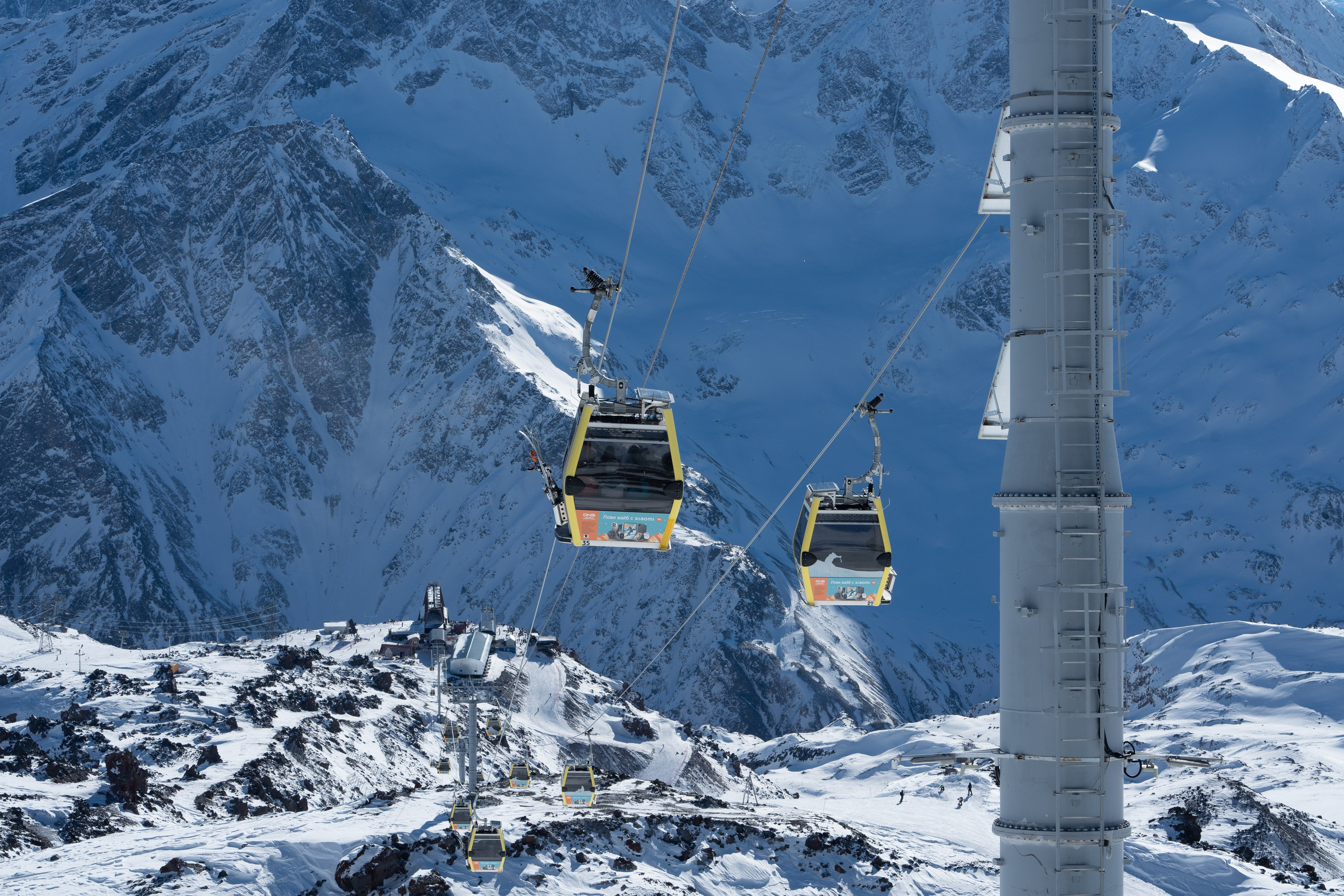 Съёмка рекламных баннеров на канатке Эльбрус для ДНС-Xiaomy. Фотограф, видеограф Пятигорск, Ставрополь, Ессентуки, Petlyakovs_photo