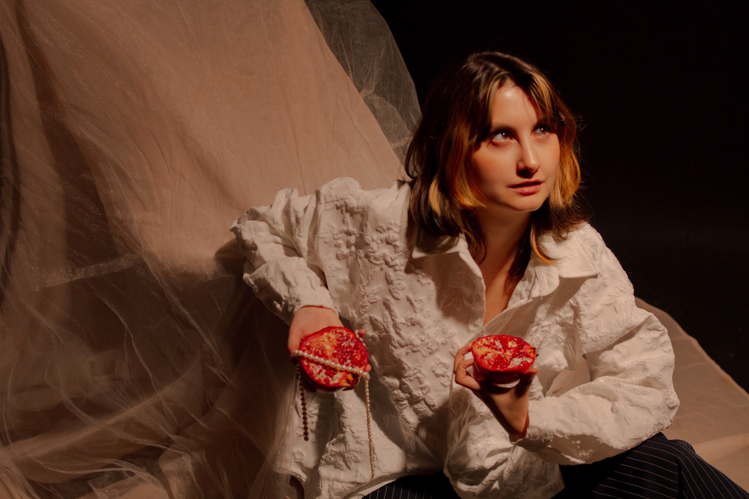 Гранат и жемчуг. Создадим шедевр? Виталина и её фотоискусство