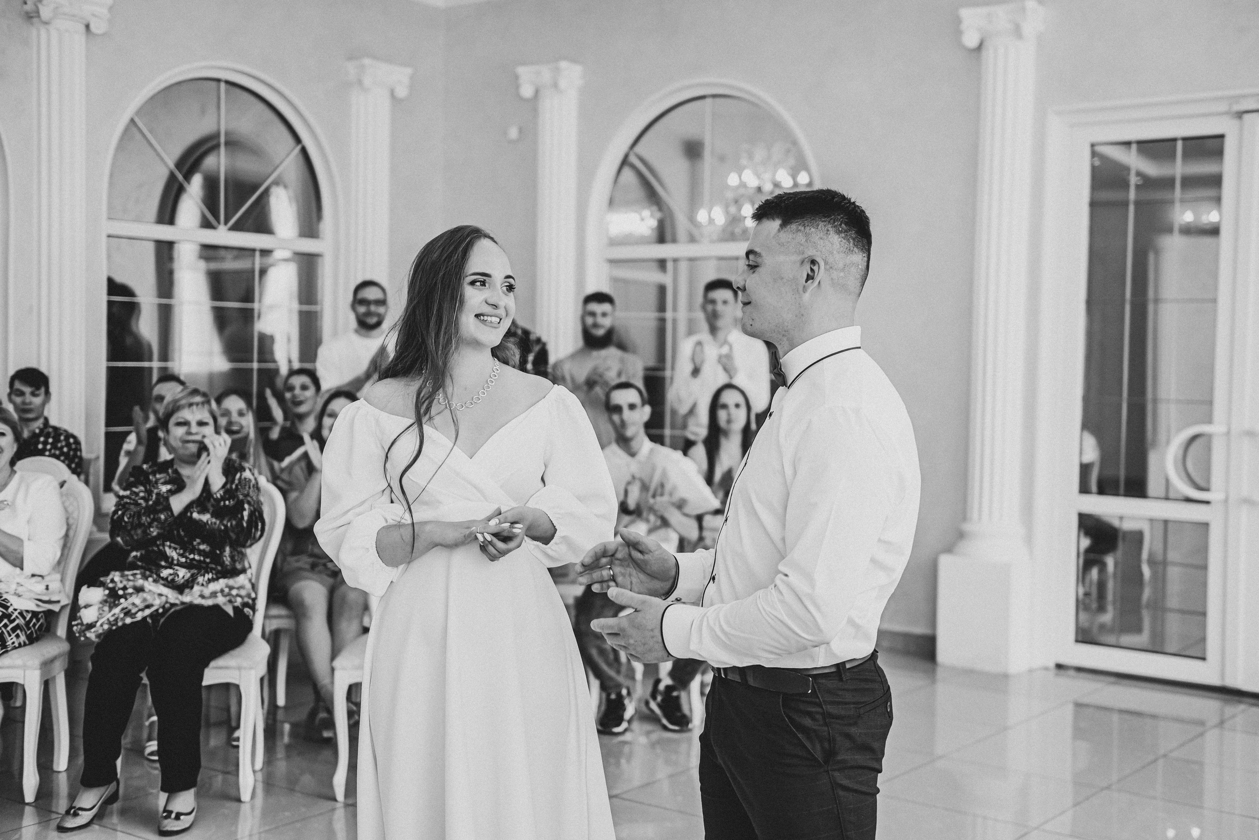 Свадебная фотосессия в центральном загсе в г. Кемерово