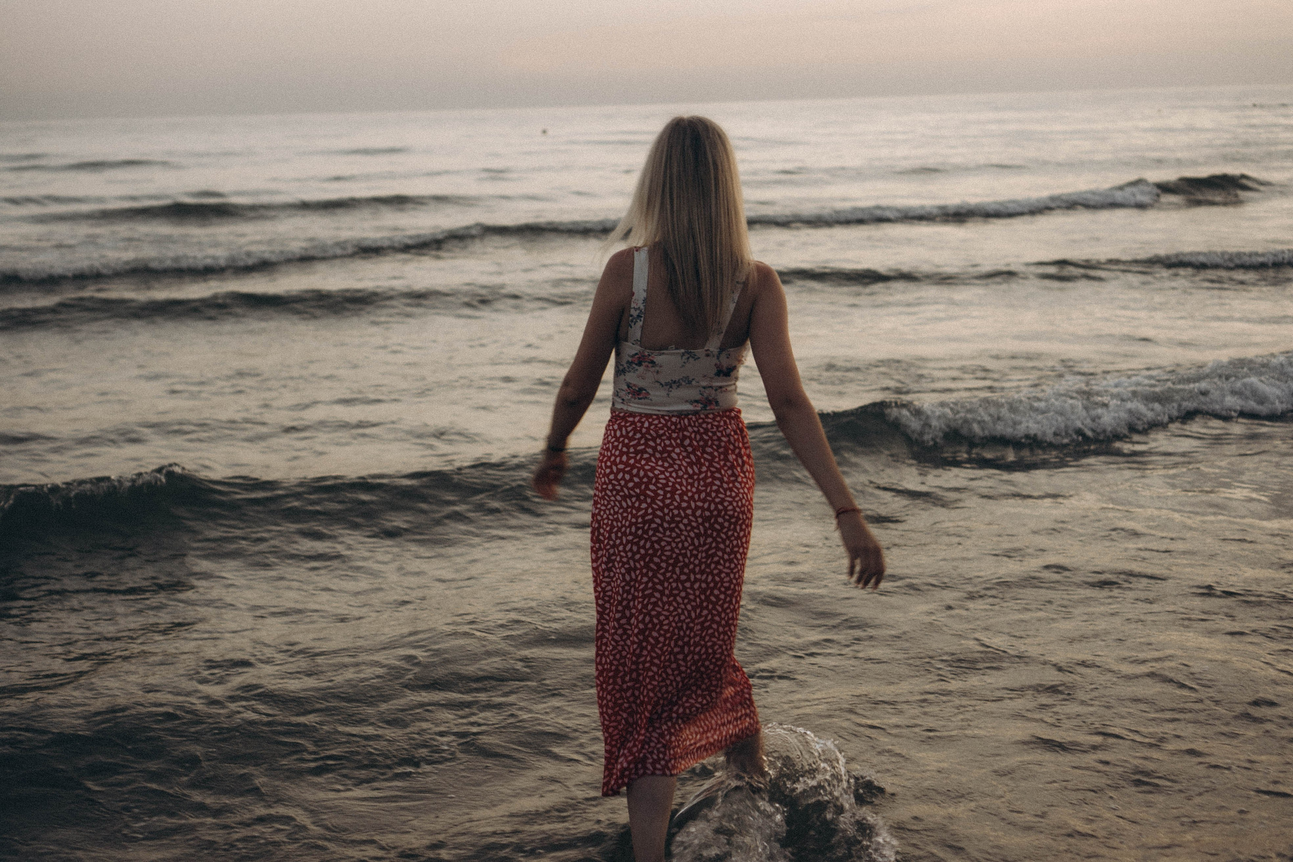 Июльский вечер на берегу черного моря. Профессиональный фотограф, Санкт-Петербург — Виктория Богомолова