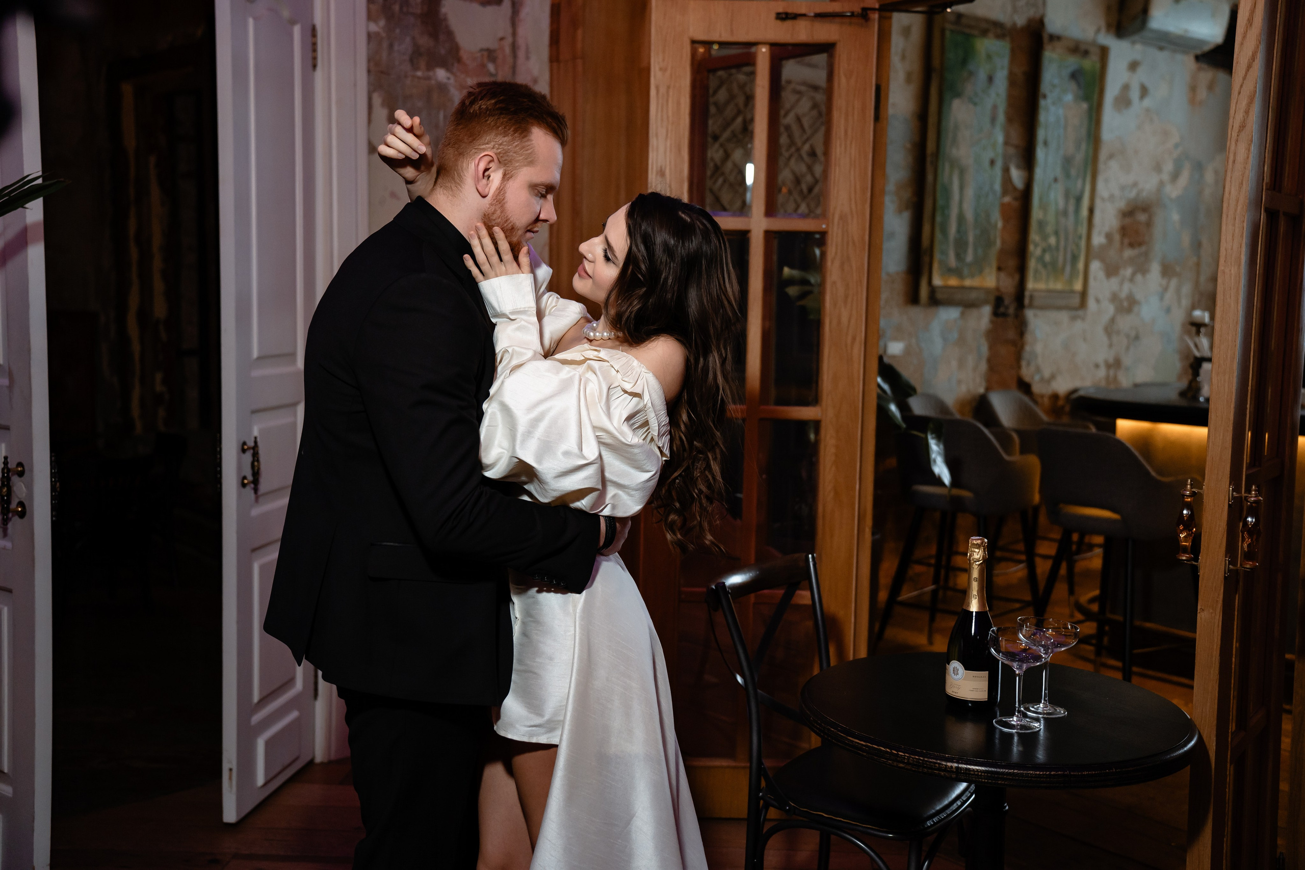 Бар Посольство_Евгений и Алена. Свадебный и семейный фотограф в Самаре Салахова Гулина