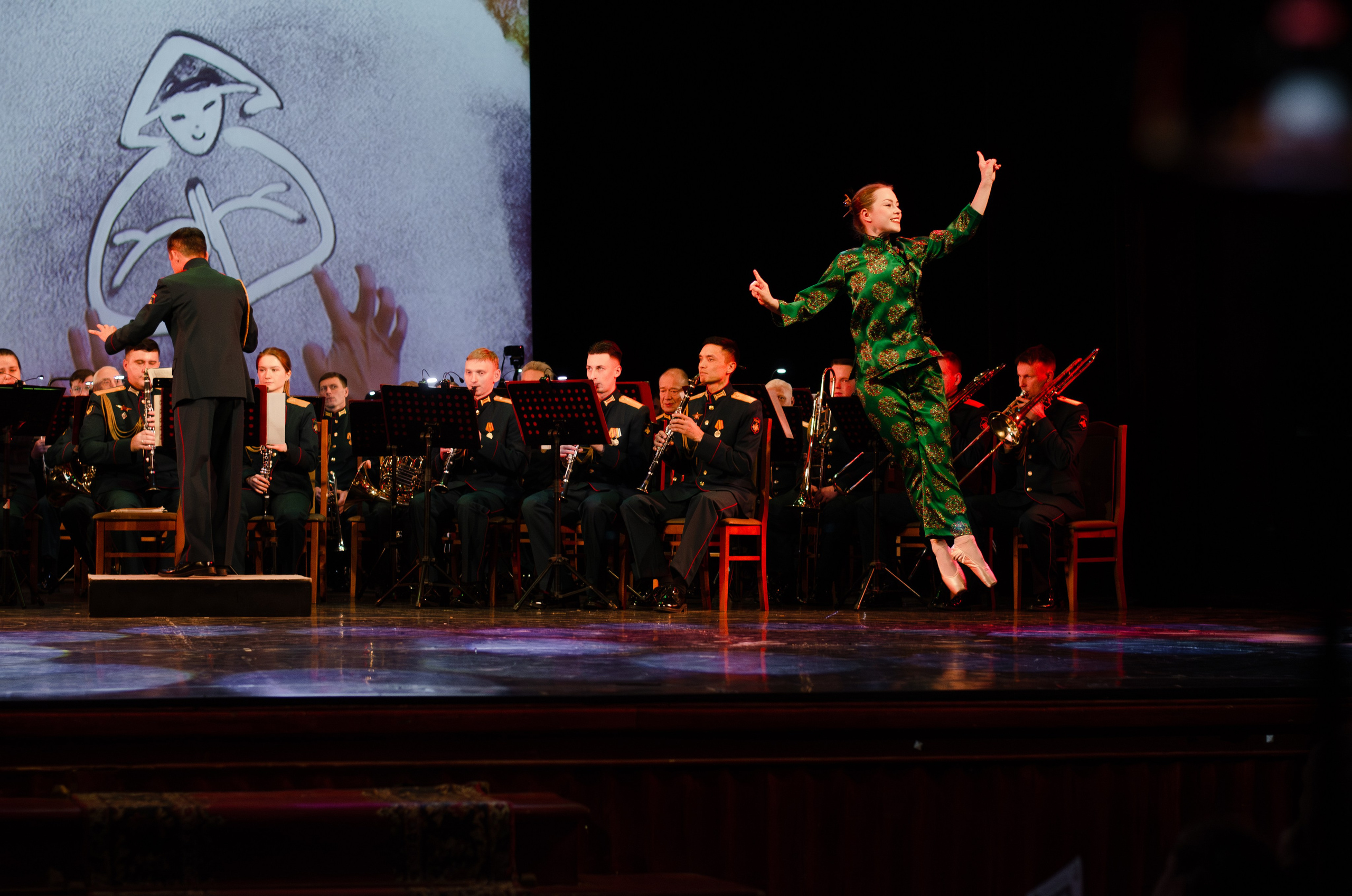 Новогодняя программа «Щелкунчик» на сцене Дома Офицеров. Портретный и репортажный фотограф в Санкт-Петербурге Варвара Жукова
