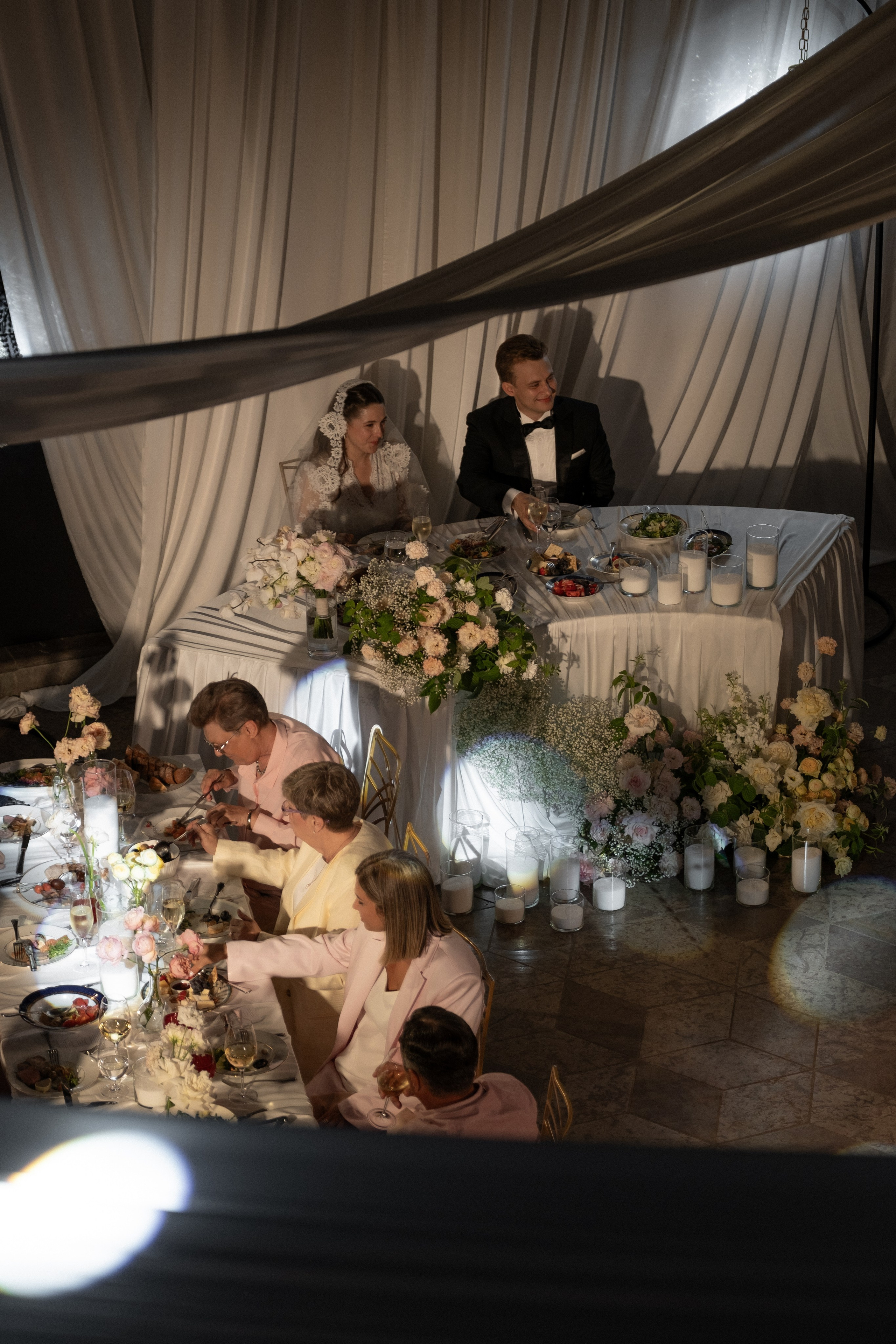 Счастливые часов не наблюдают. Свадебный и семейный фотограф в Санкт-Петербурге