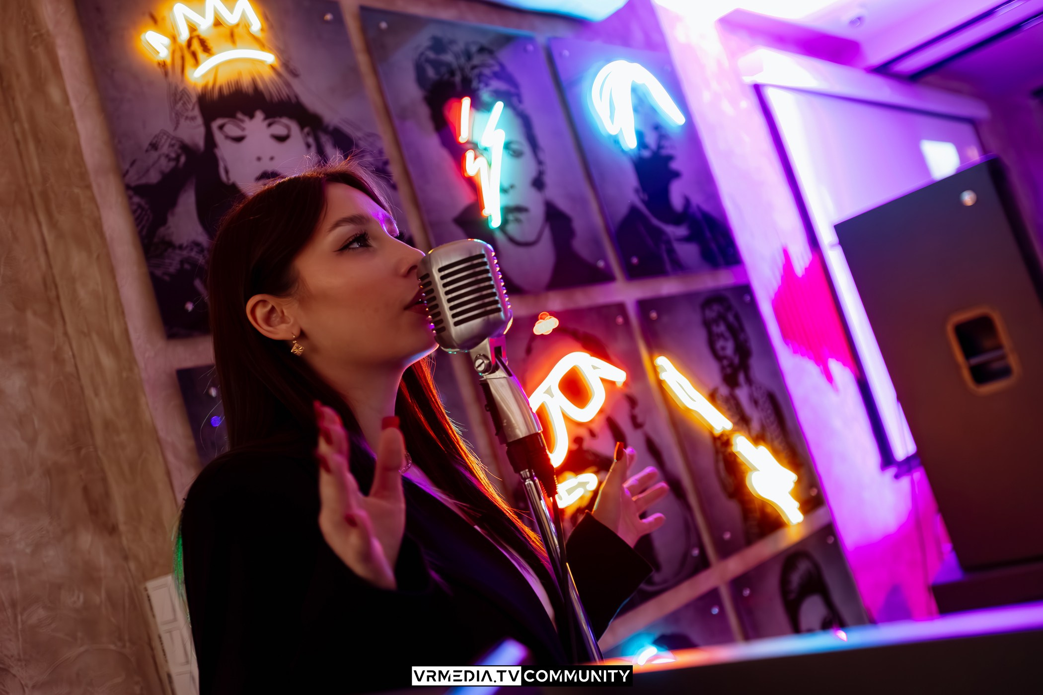 Выходные в караоке-баре «Империя»