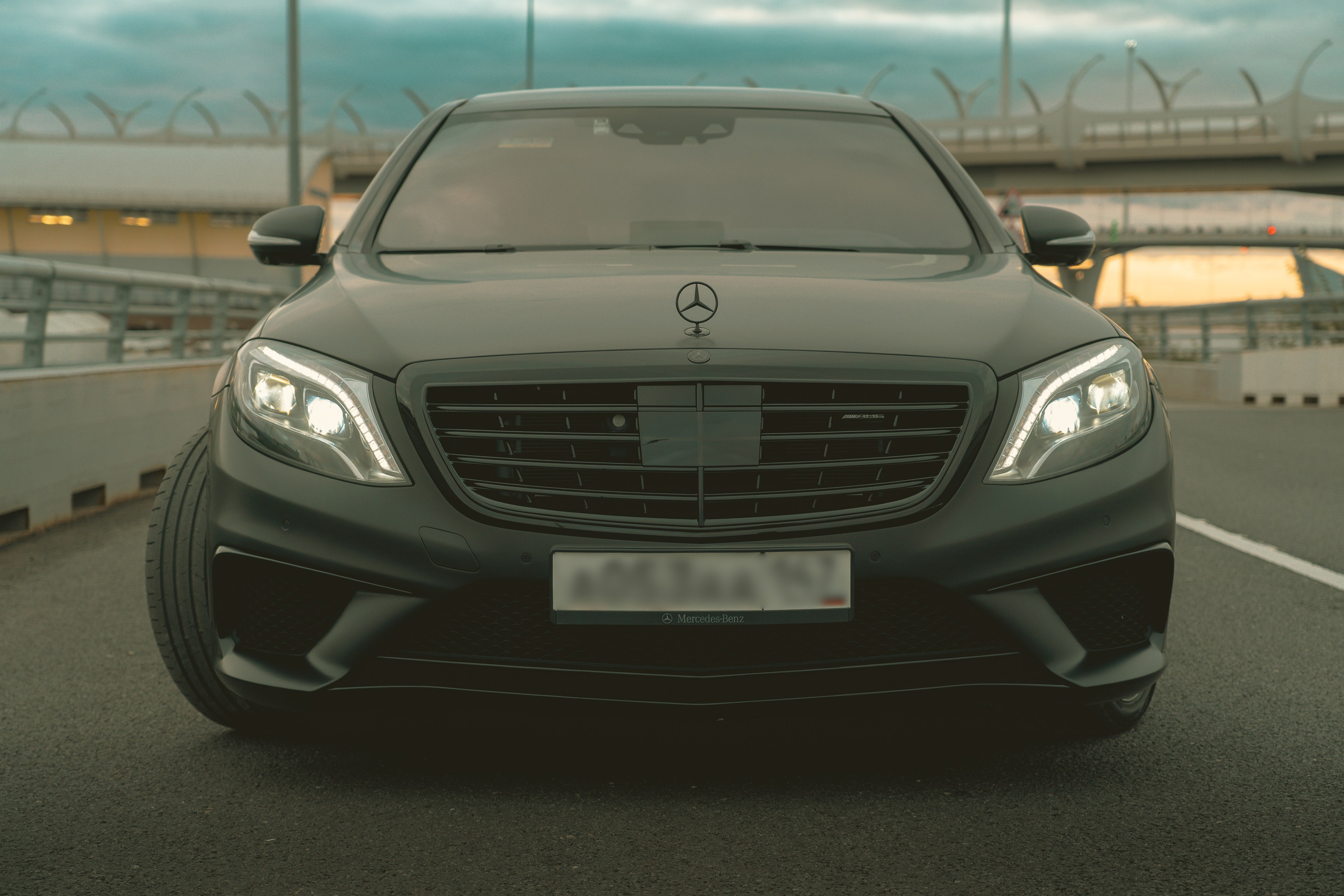 Mercedes-Benz S63AMG. Видеограф и фотограф в Санкт-Петербурге