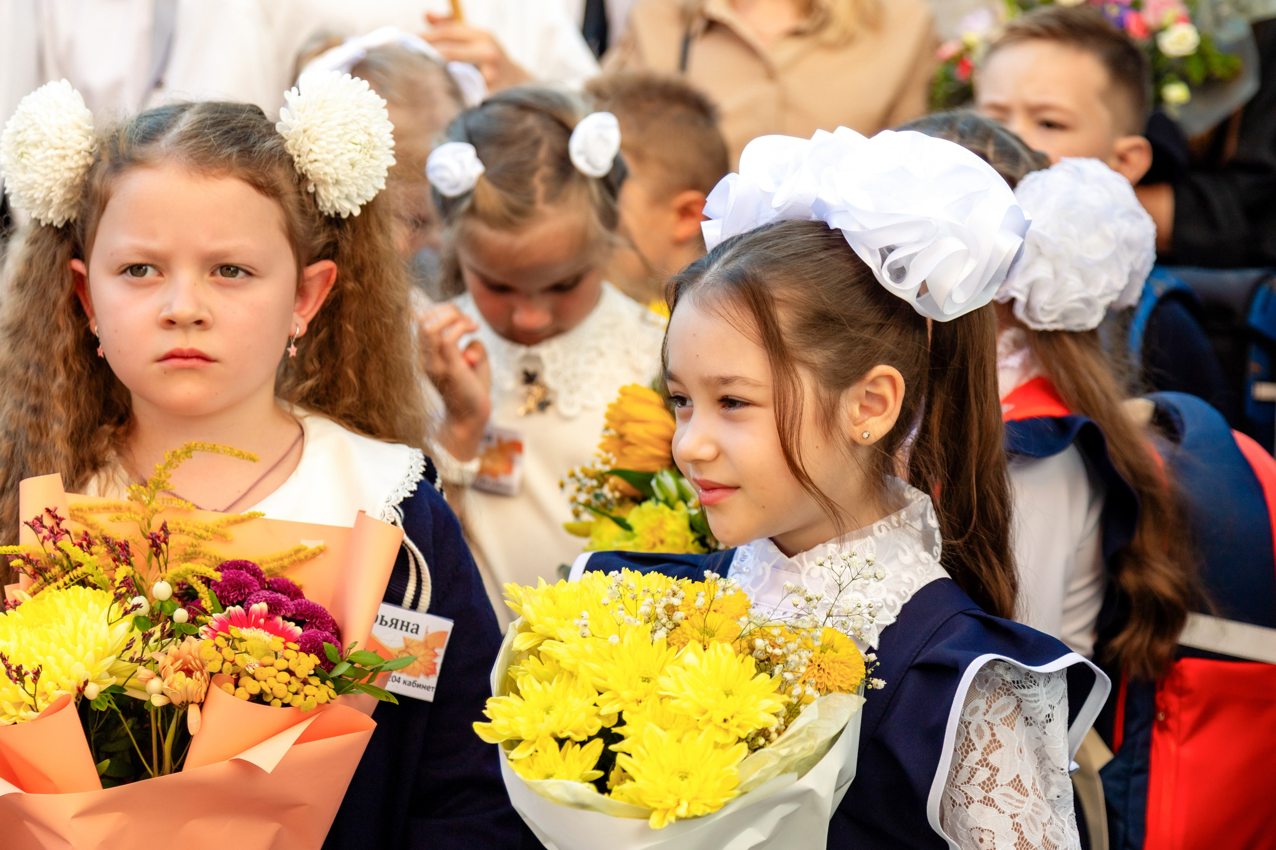 ПЕРВОЕ СЕНТЯБРЯ — линейка. Фотограф Алина Лебедь
